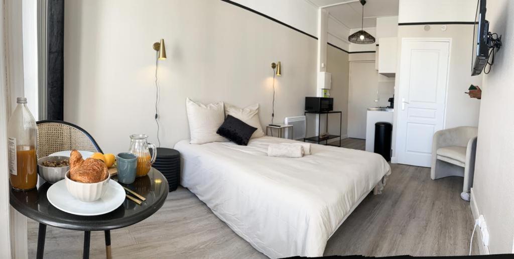 Atos Apartment *