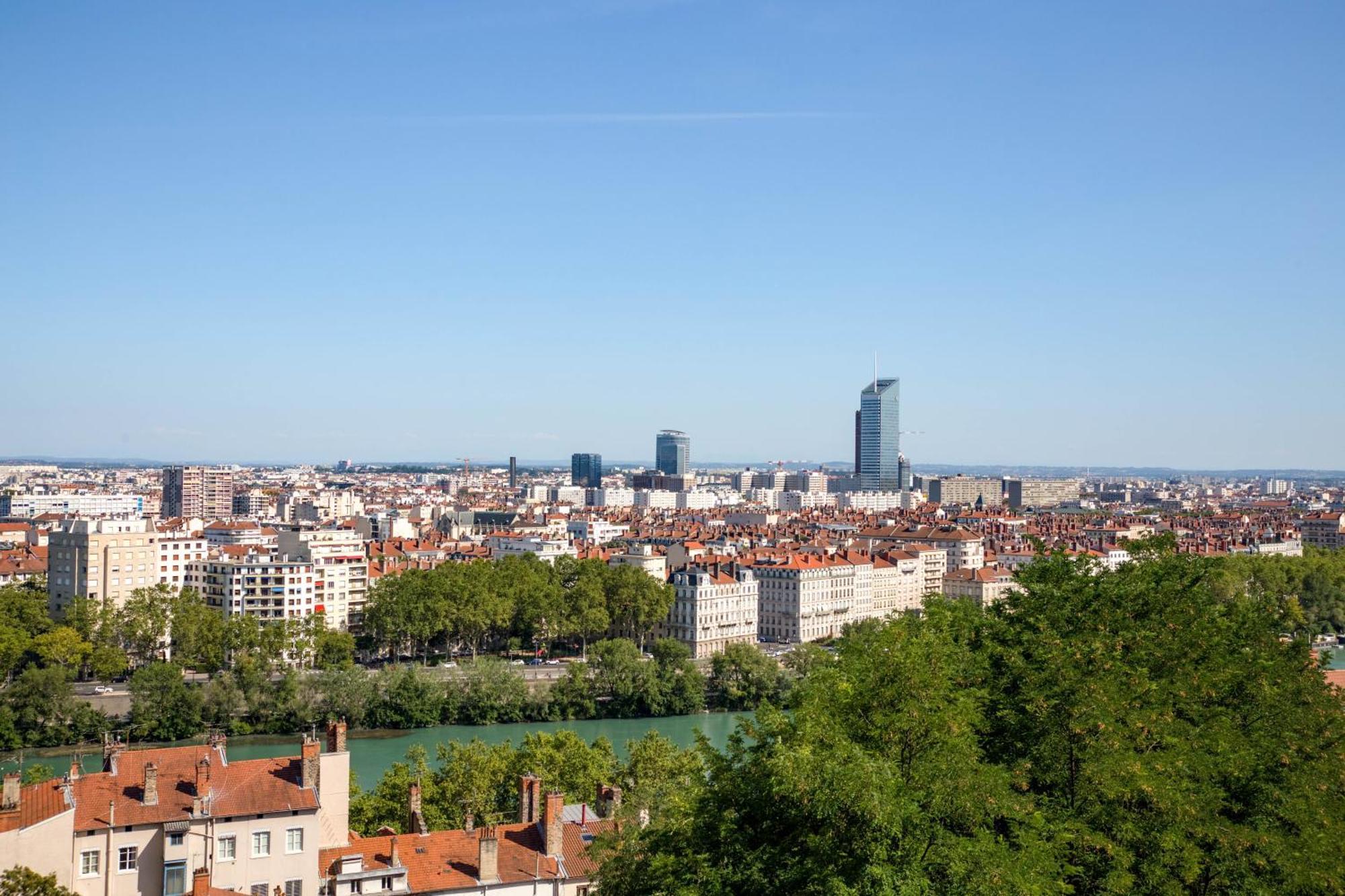 Superbe 3ch Terrasse Vue Sur Et Garage