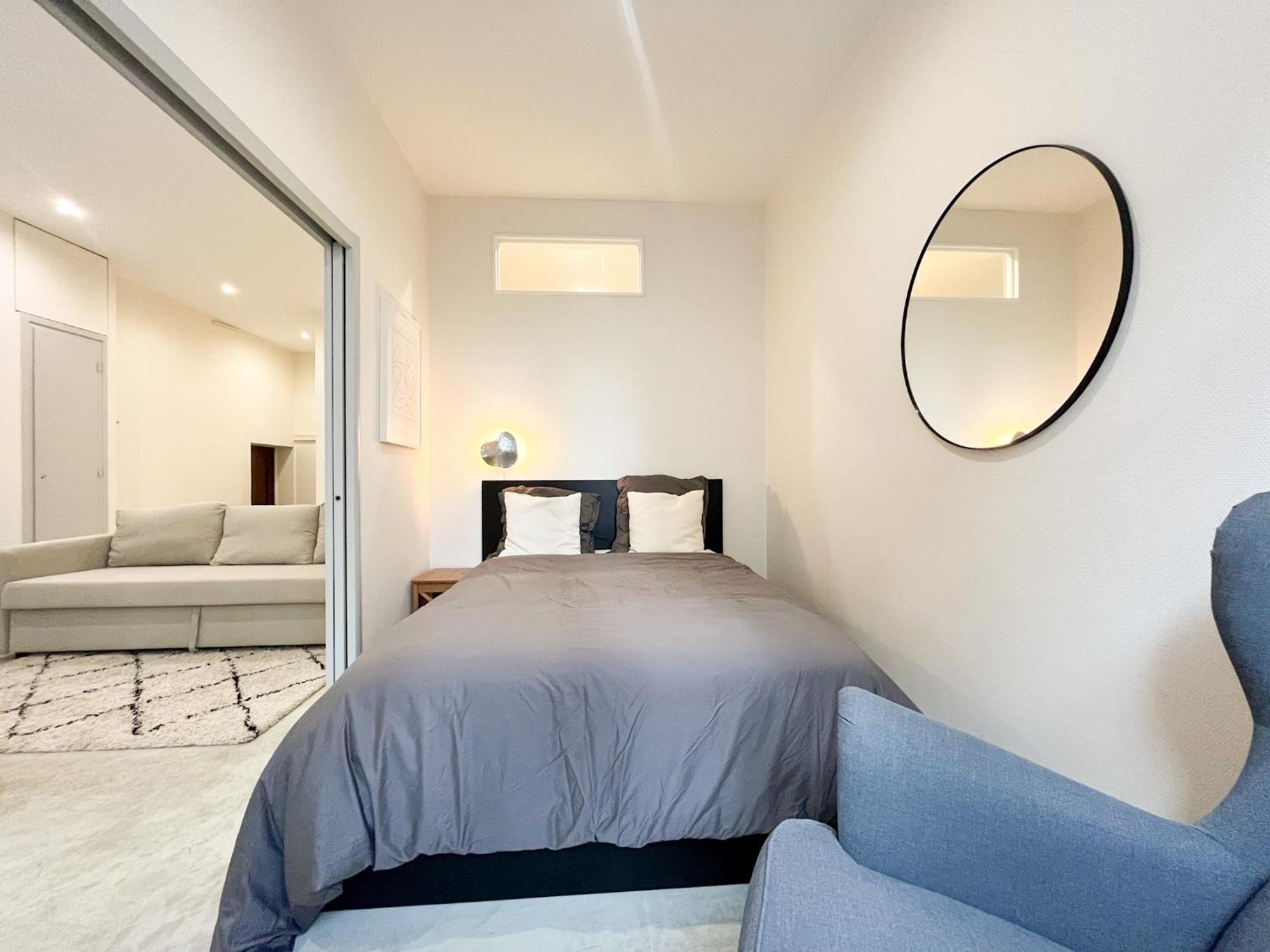 Onnyx Apartment