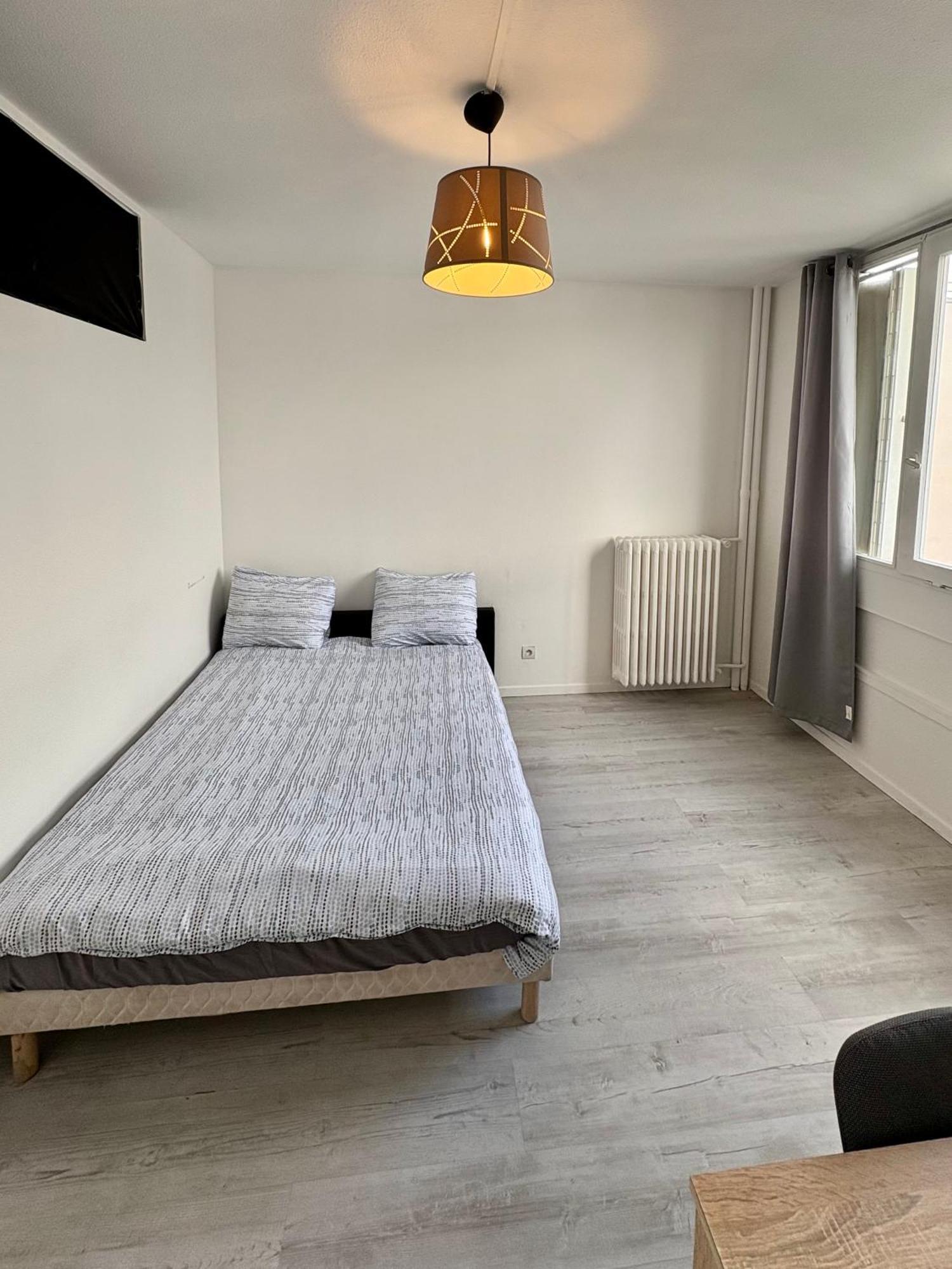 Spacieux 4 Appartement