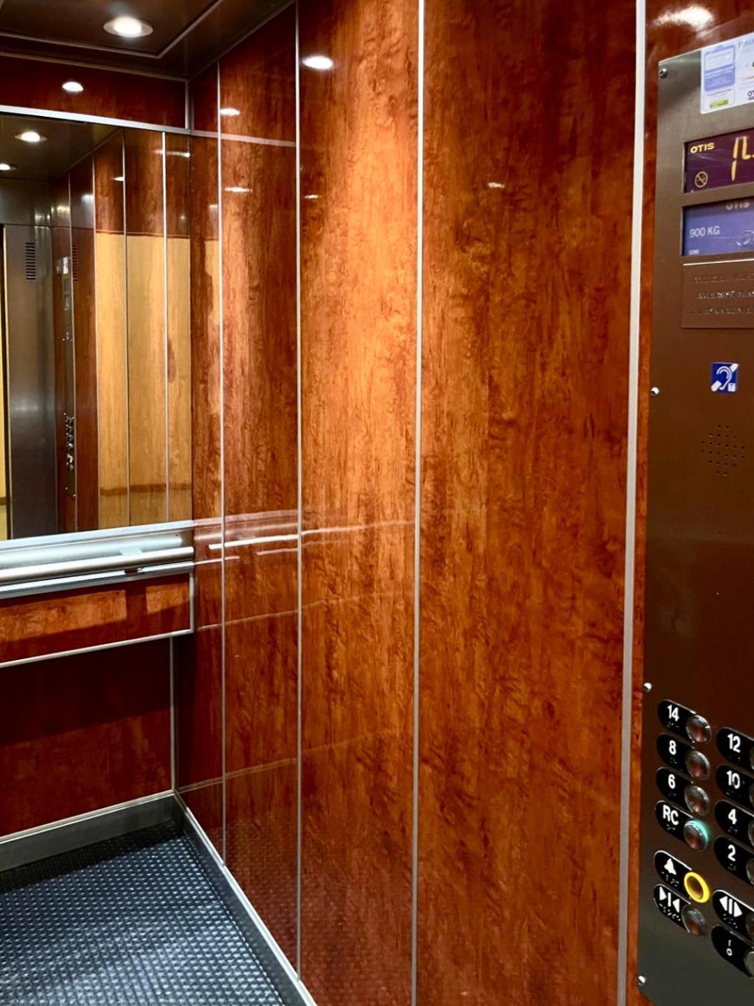 Apparemment Spacieux T5 Apartment *