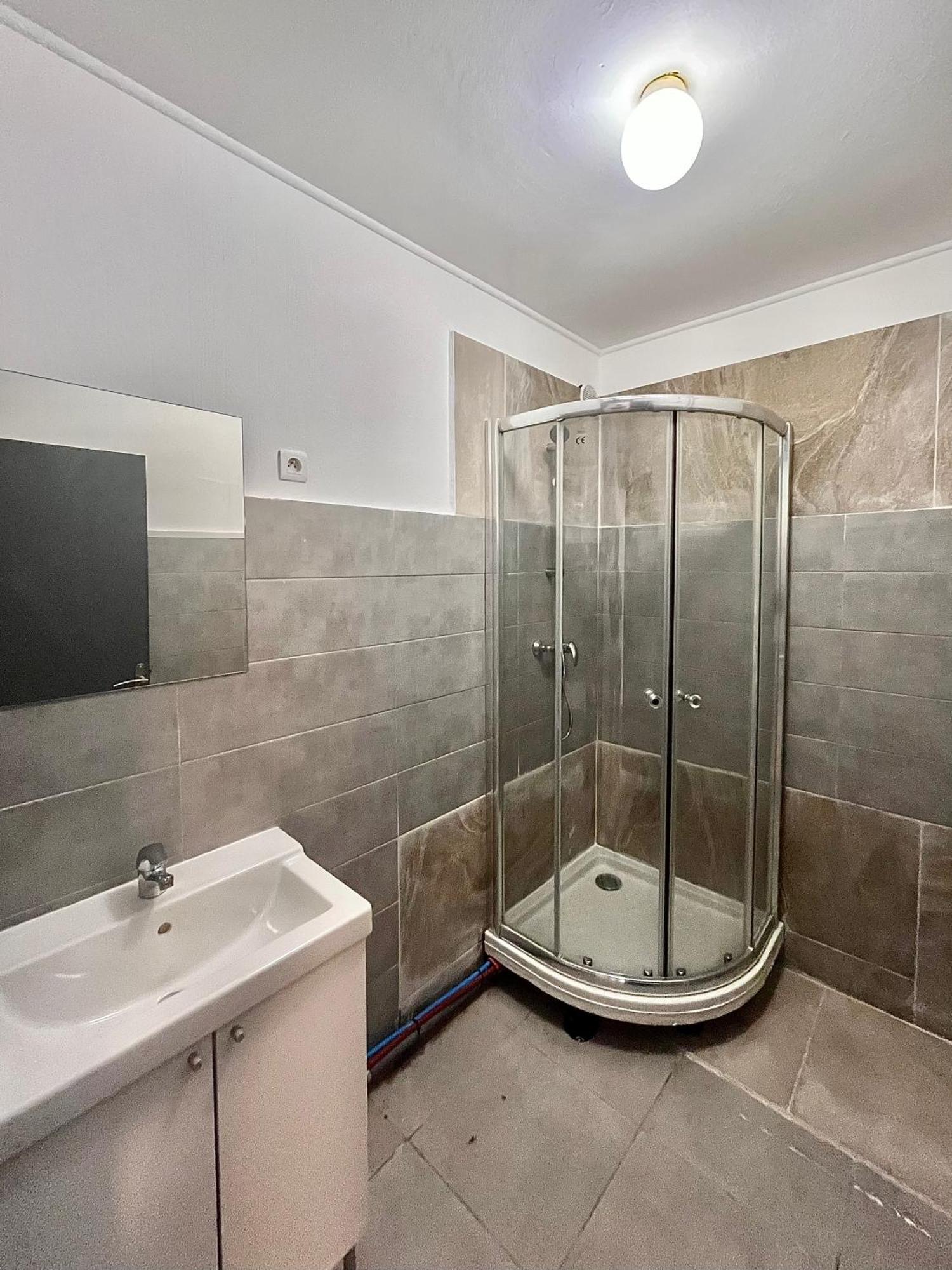 Apparemment Spacieux T5 Apartment *