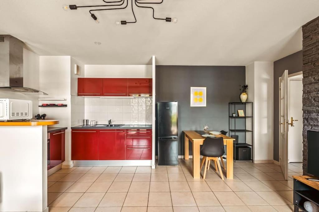 T2 Paisible Vaise, Avec Parking Metro Direct Bellecour Lyon