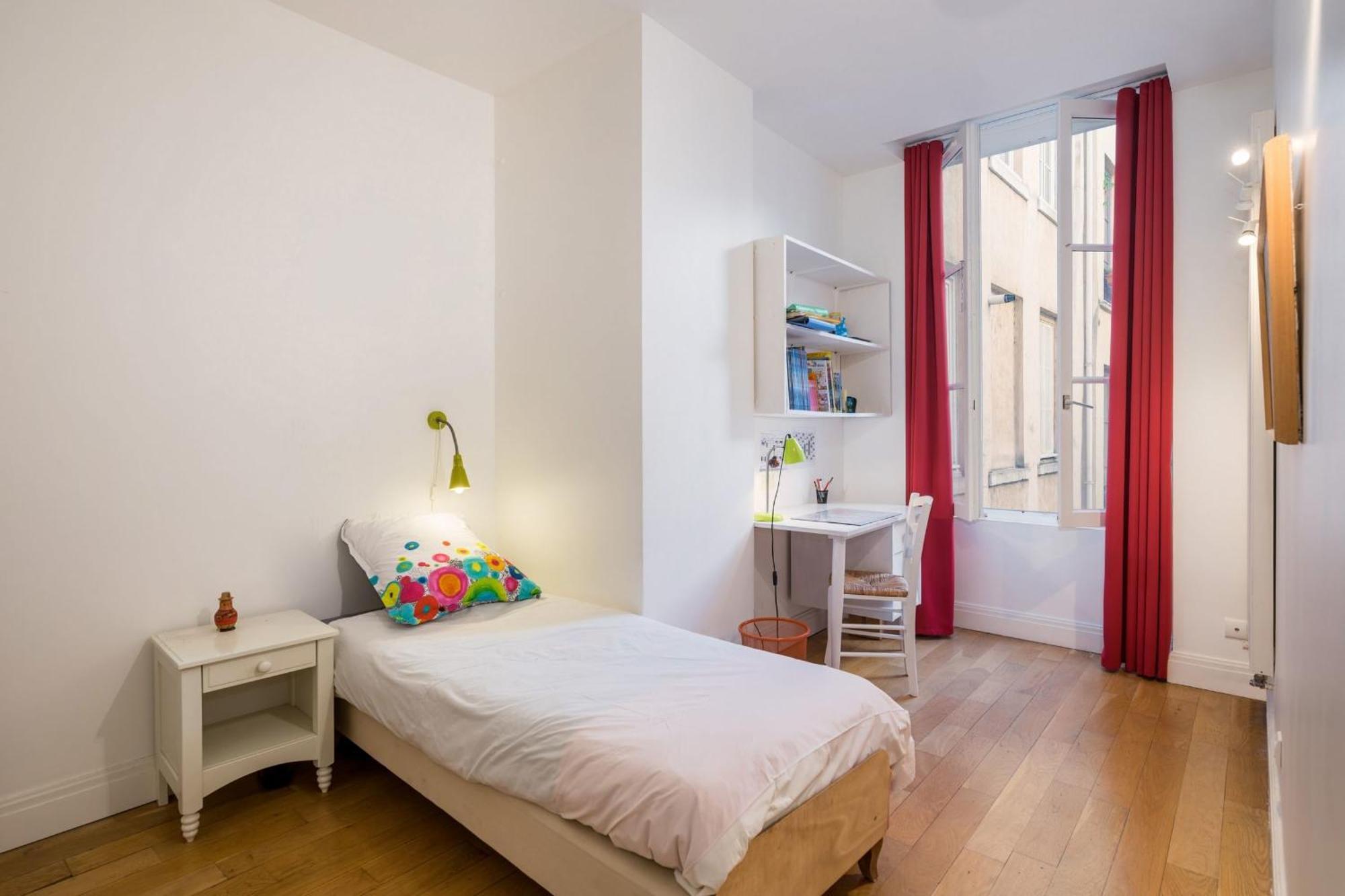 Le Trompettiste - Newly Refurbished Flat *