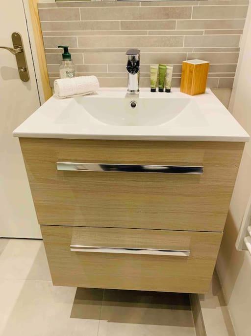 Apartamento Loft De Charme Proche Hotel-de-ville - 1er Lyon