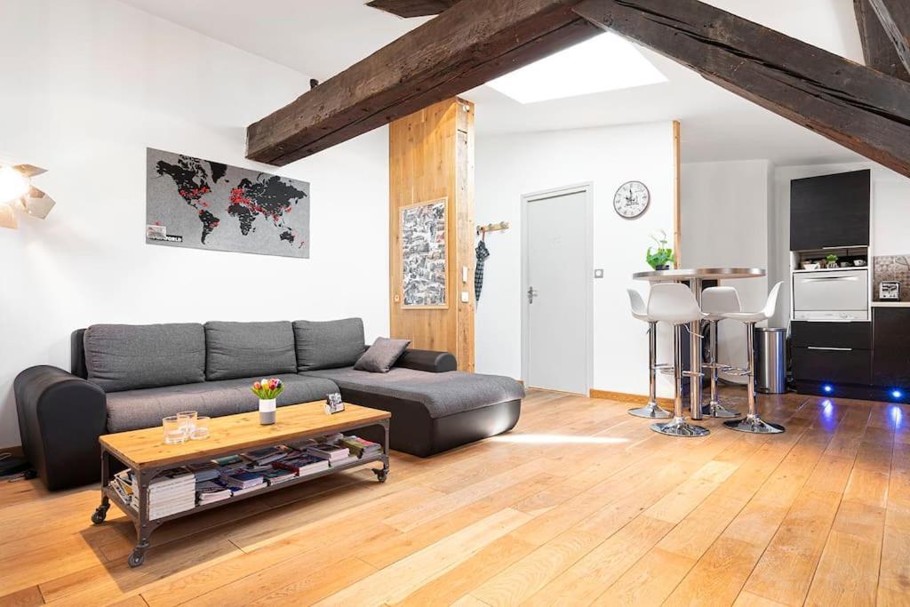Loft De Charme Proche Hotel-de-ville - 1er