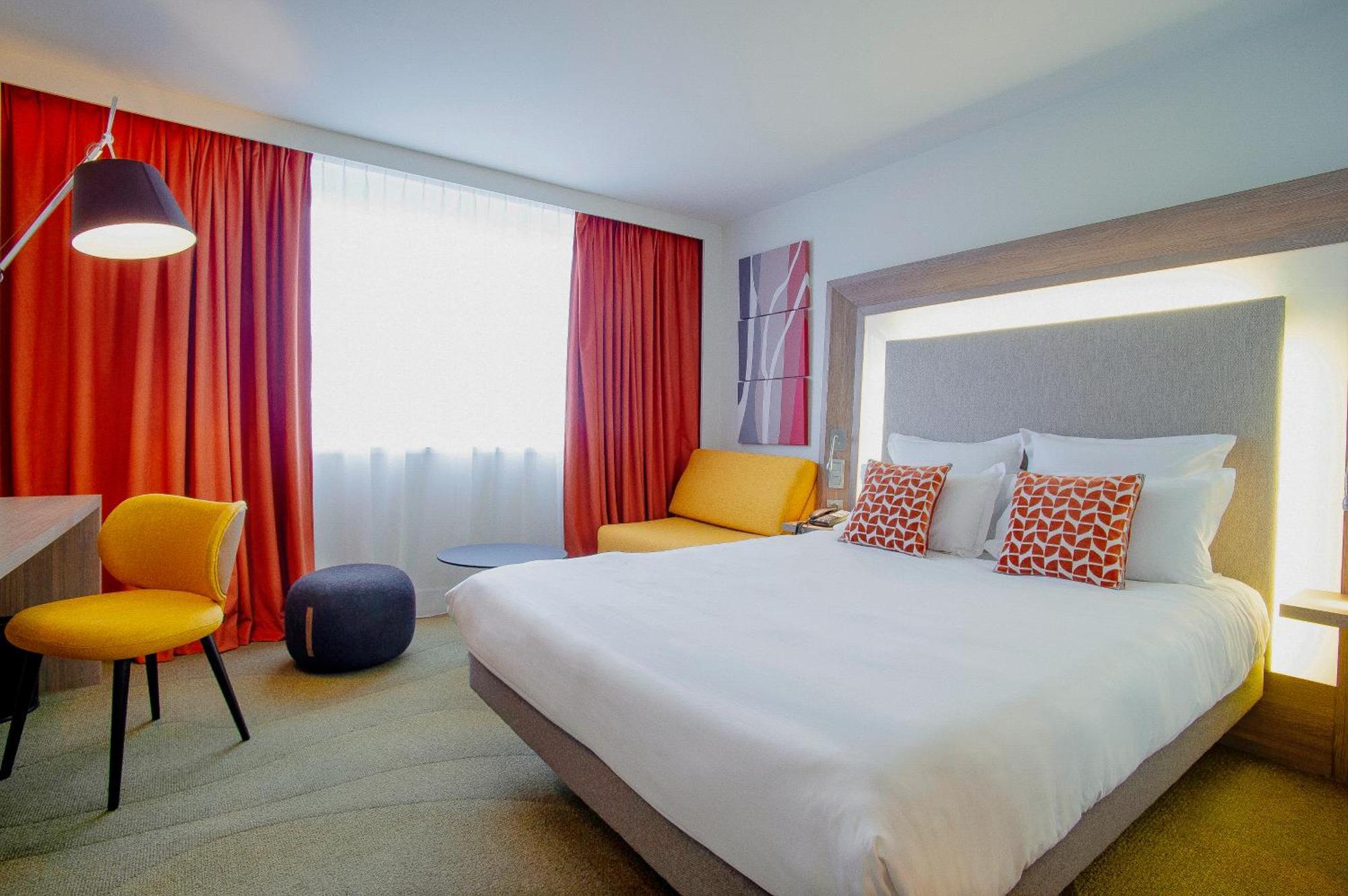 Novotel Confluence 4*