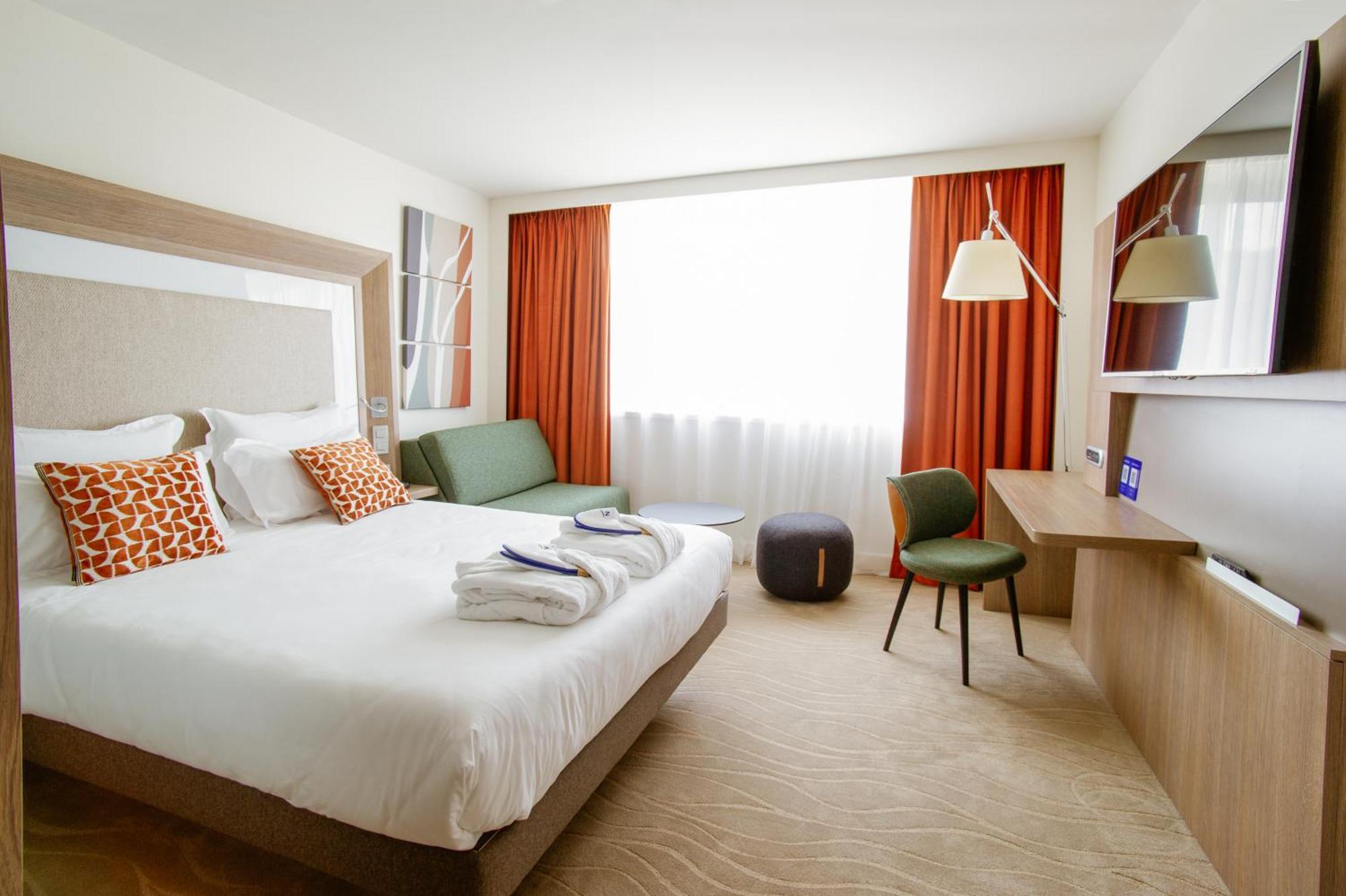 Novotel Centre-confluence Bord De Saone 4* Lyon