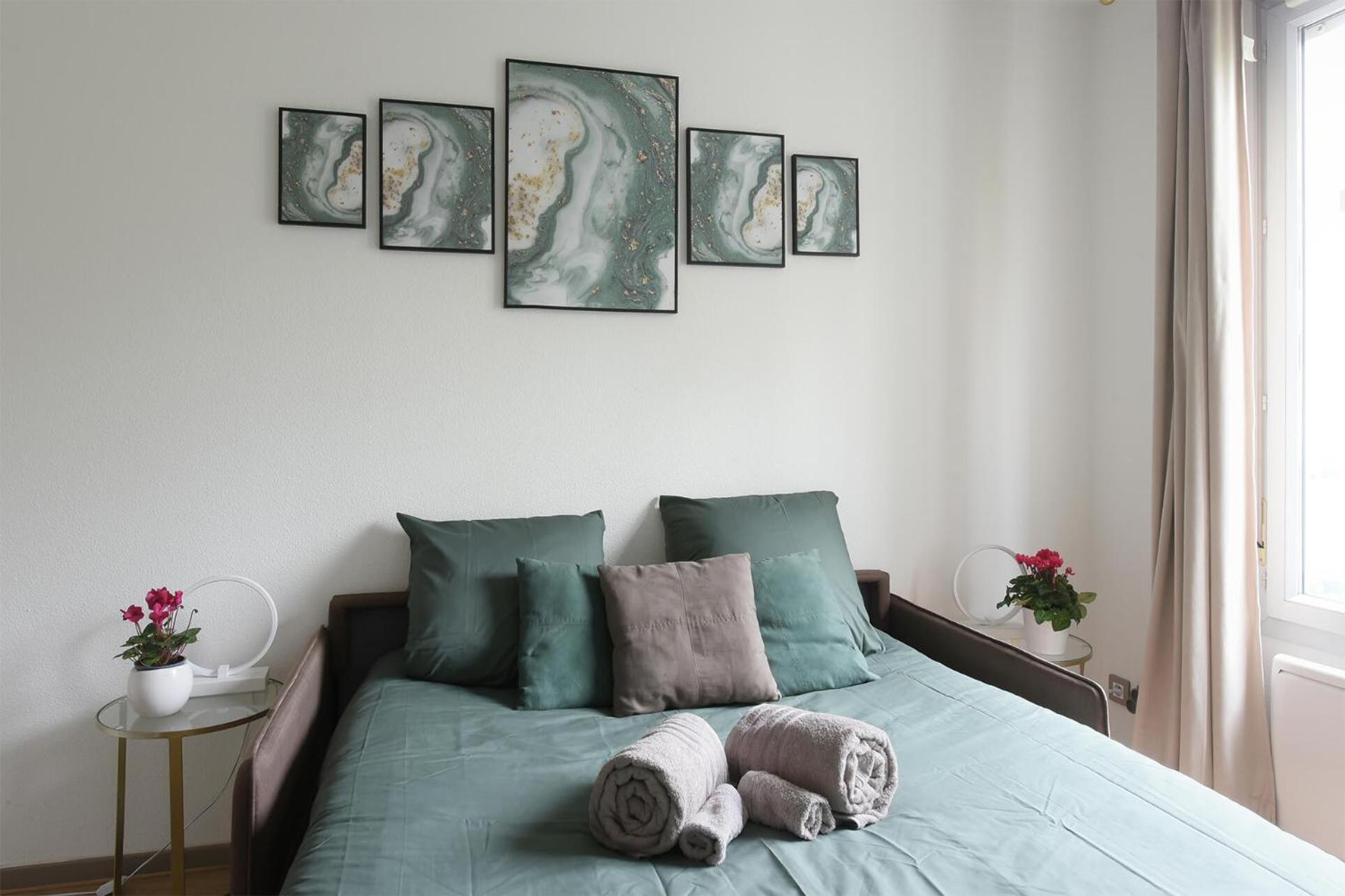 Apartment Berge Du Rhone, Centre Lyon, Espace De Travail, A Pied, Universite 2 Et 3, Ideal Voyage D'affaires, Tourisme, Loisirs Lyon
