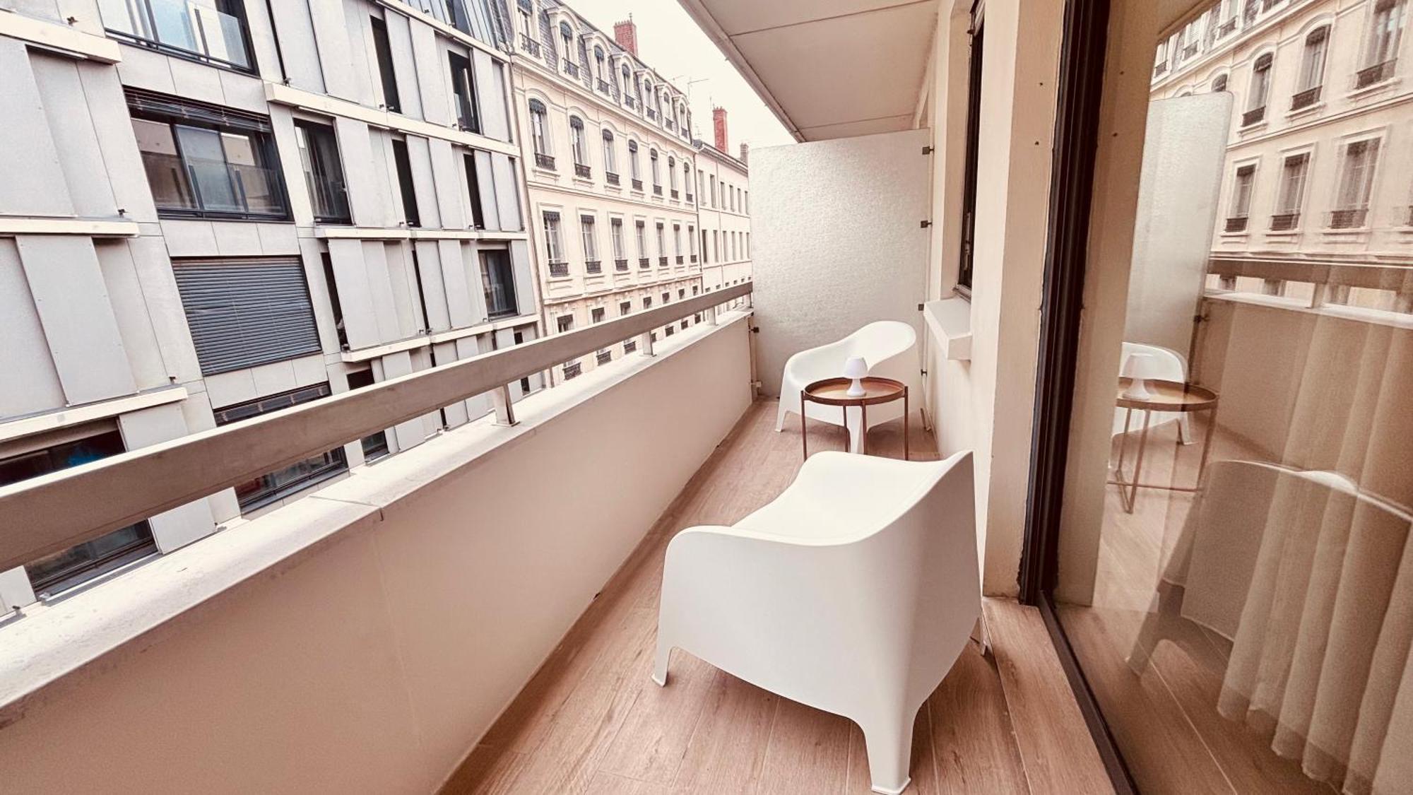Blossom Suite-hyper Centre Jacuzzi Balcon Clim Apartment *