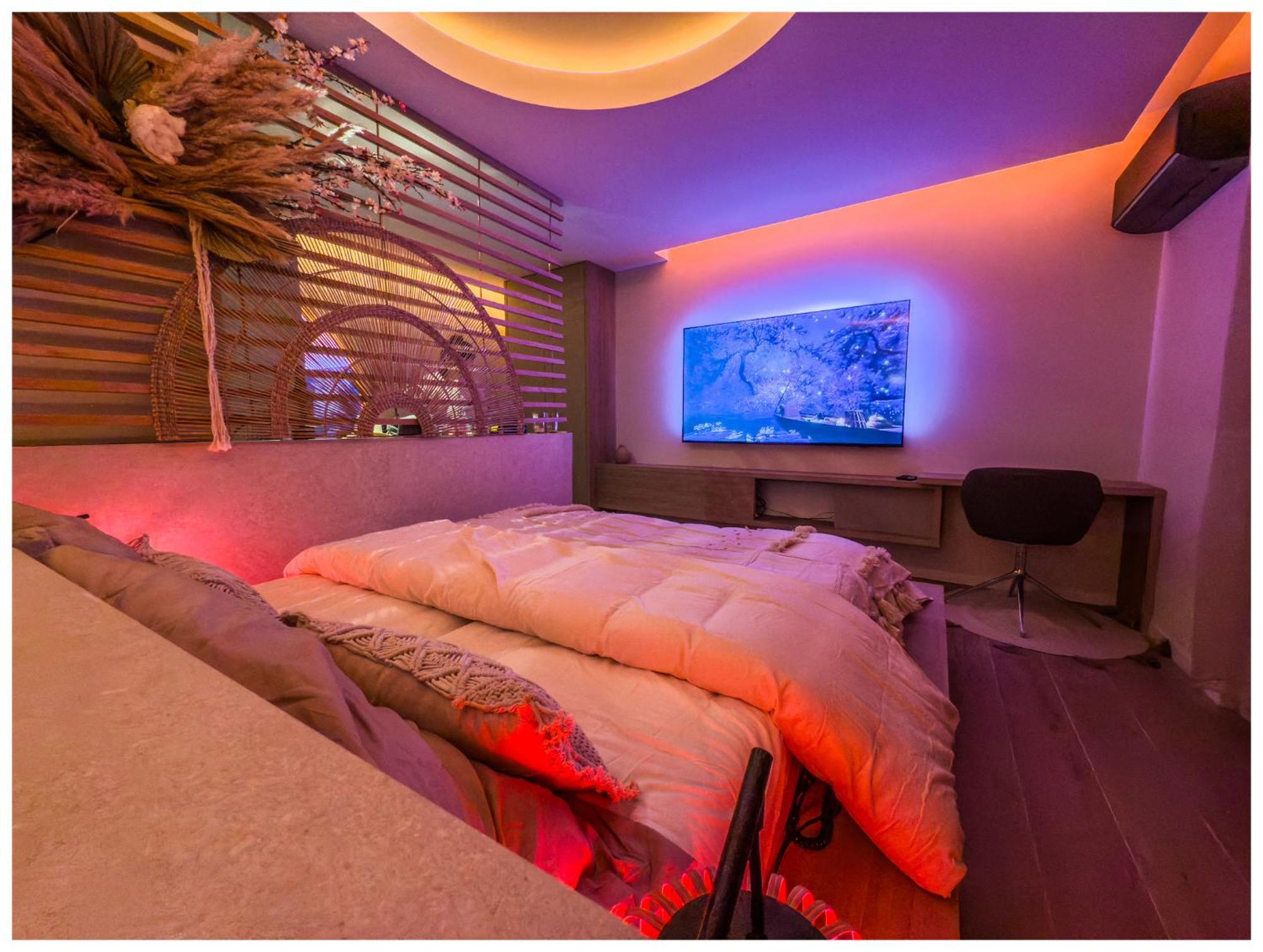 Apartment Blossom Suite-hyper Centre Jacuzzi Balcon Clim *