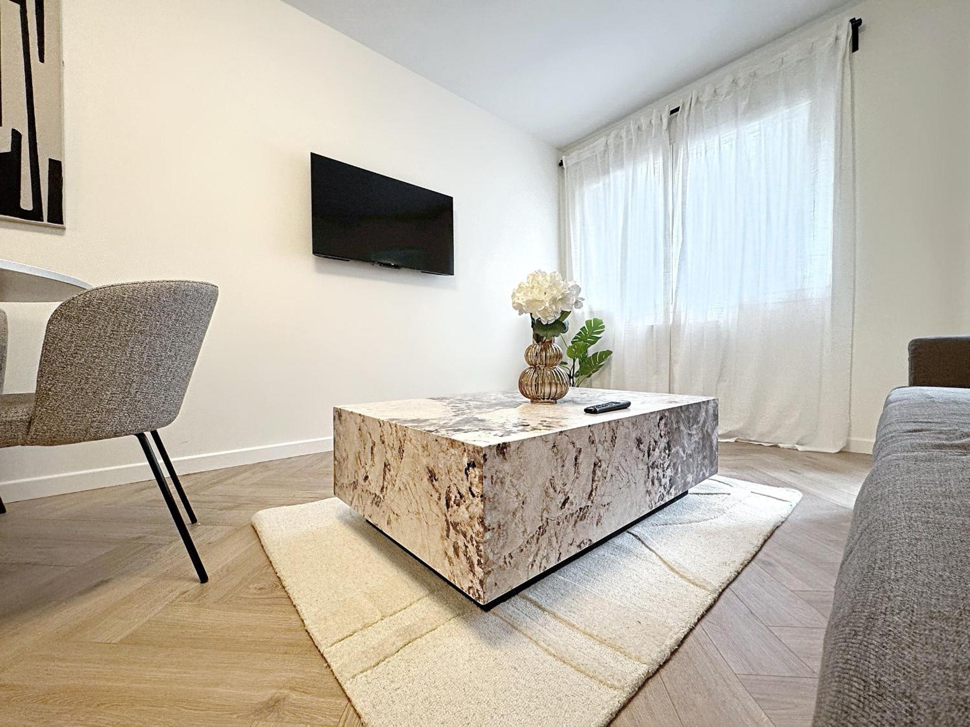 Paradigme Apartment Lyon