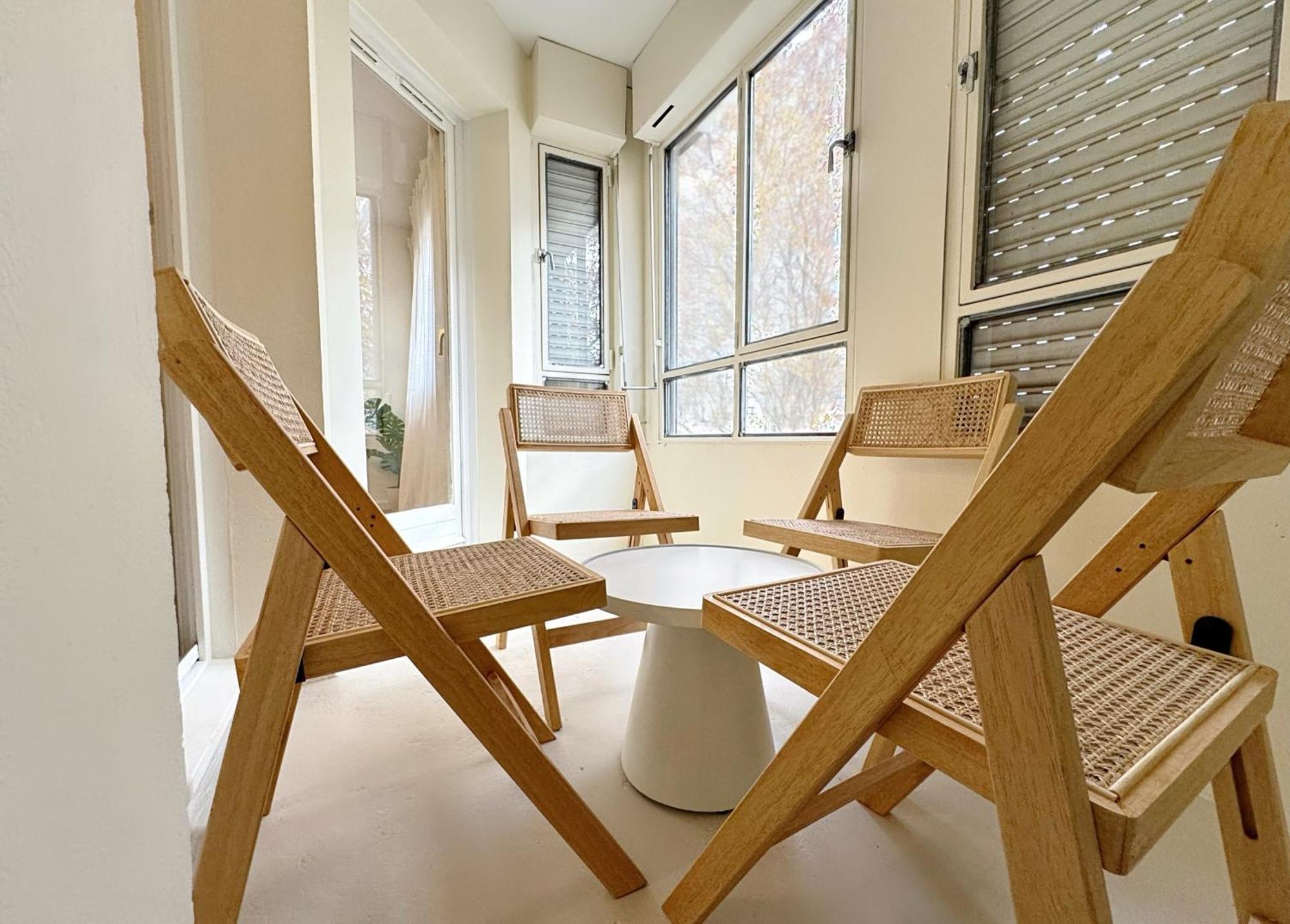 Paradigme Apartment *
