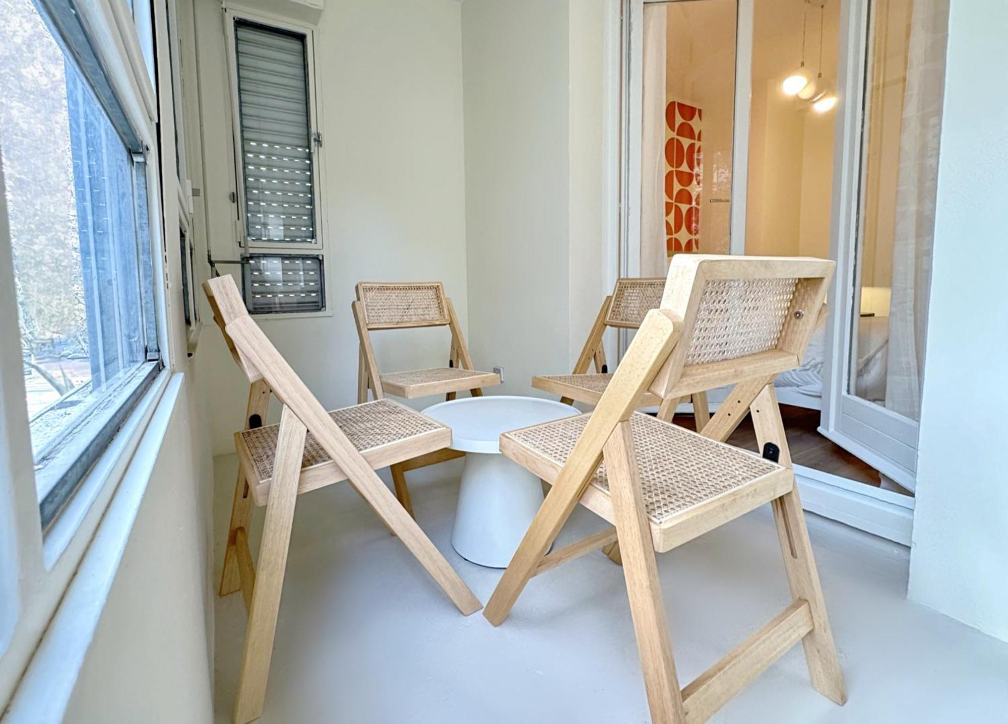 Paradigme Apartment *