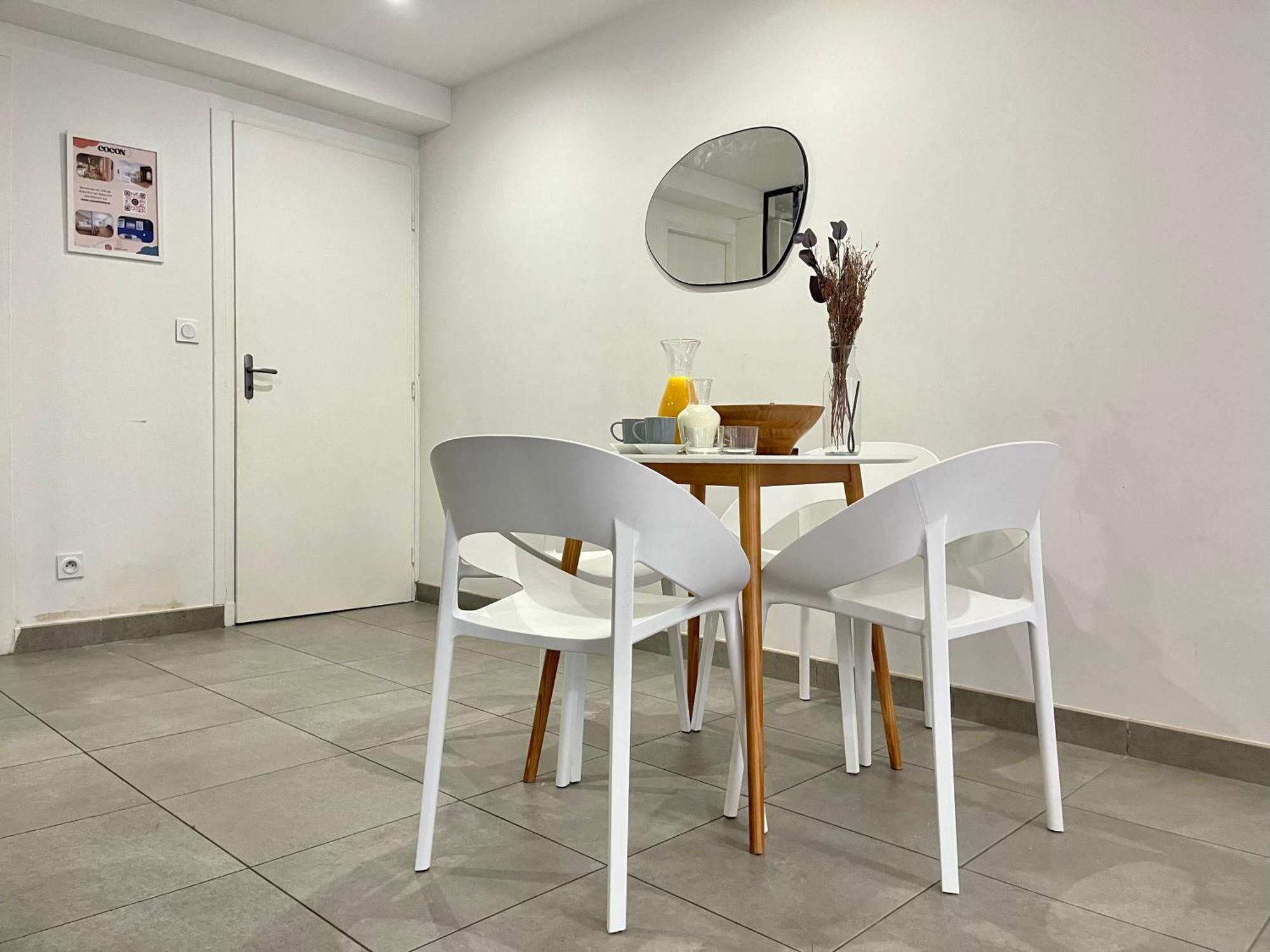 Danburry Apartment Lyon