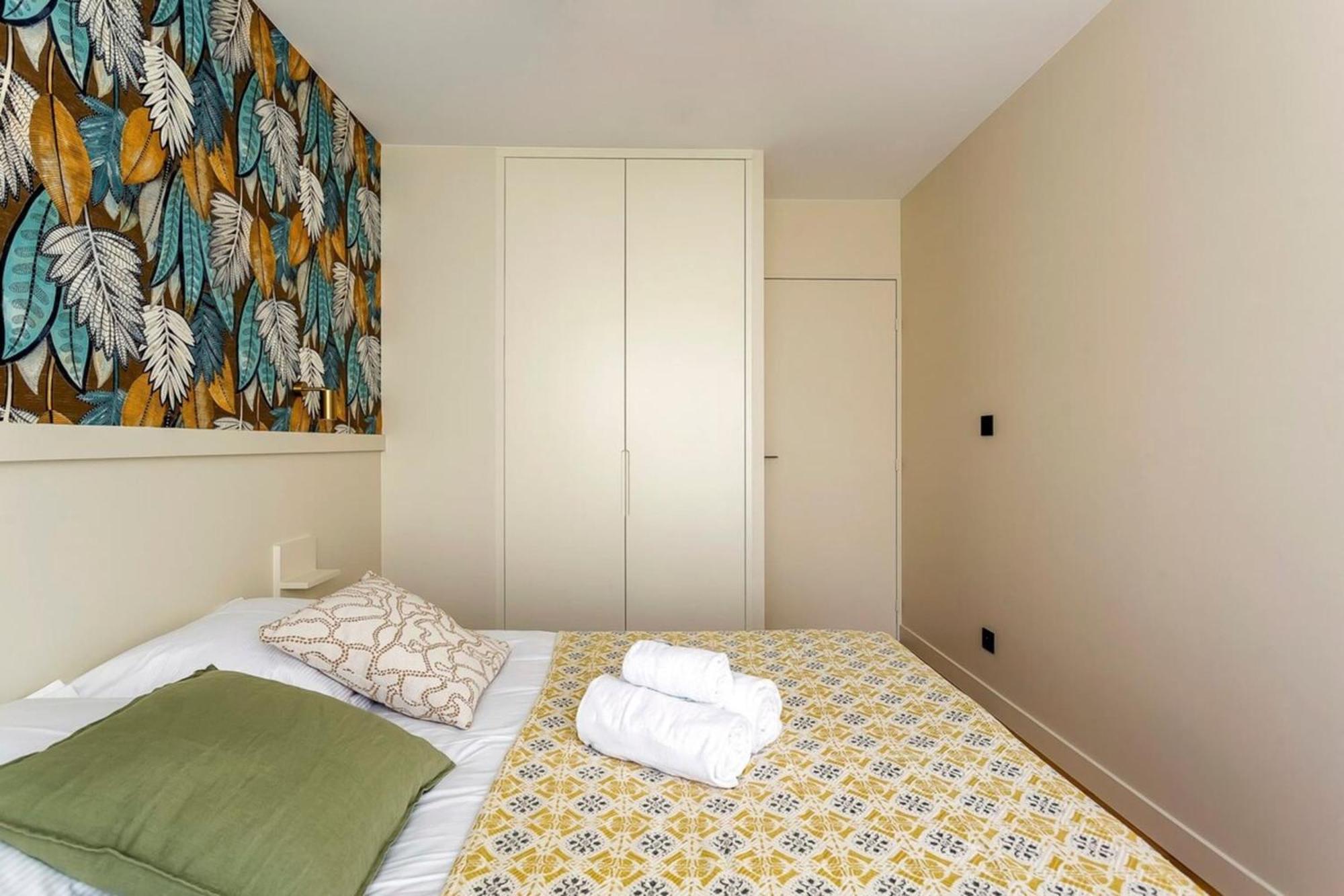 8th 3-bedroom - 6 Guests Apartment *