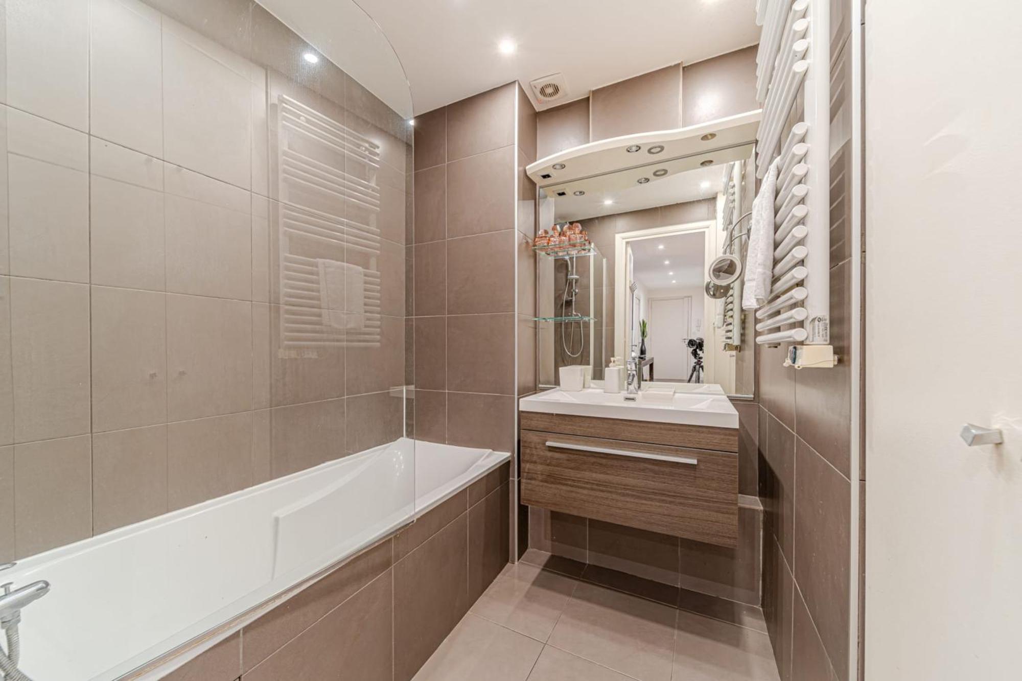 Boileau Charming 2-bedroom Near Tete D'or Lyon