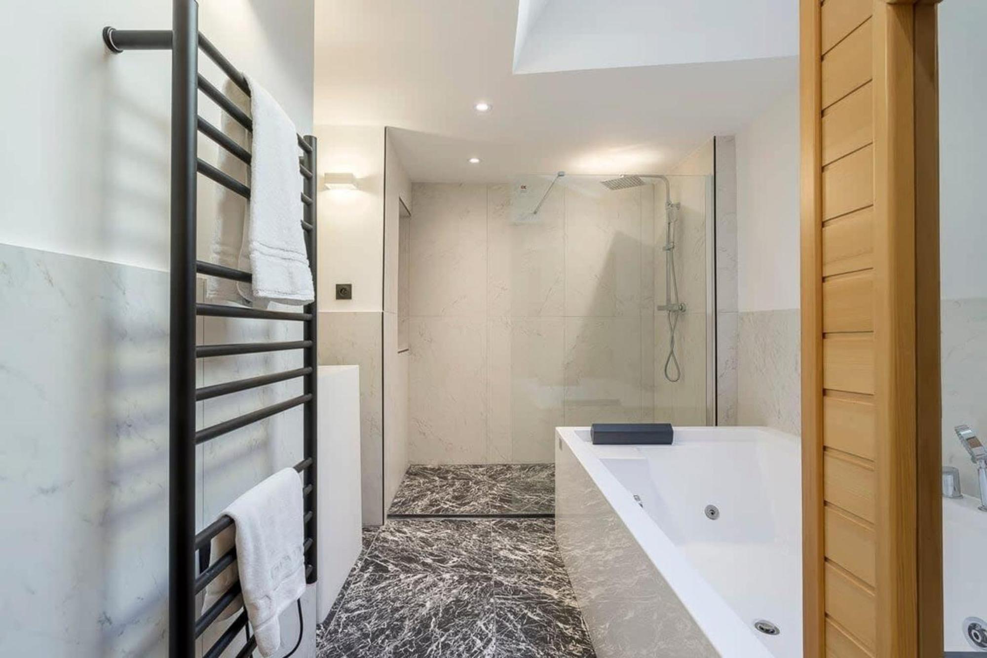 Apartment Victor Hugo Romantic - Sauna Et Balneo