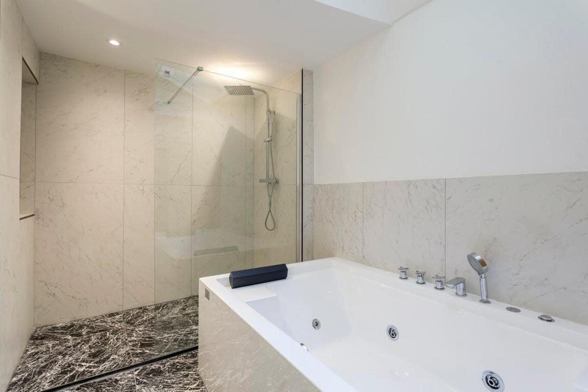 Apartment Victor Hugo Romantic - Sauna Et Balneo *