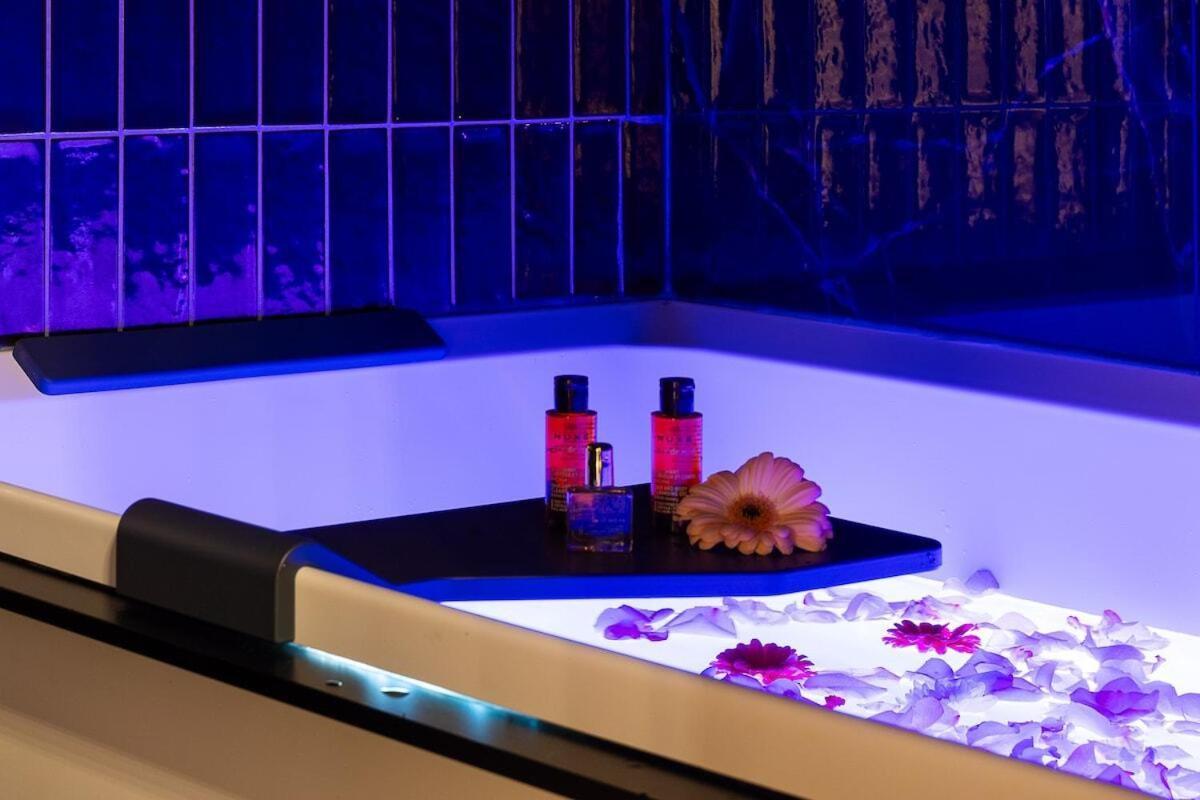 Host Bien-etre Jacuzzi Downtown *