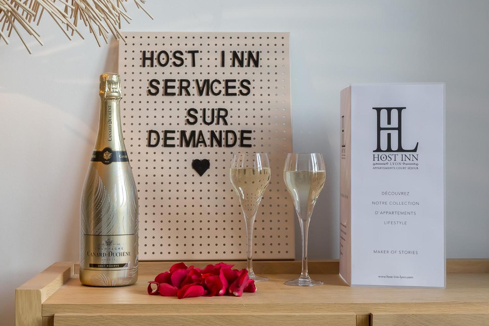 Host - Cœur Vieux & *