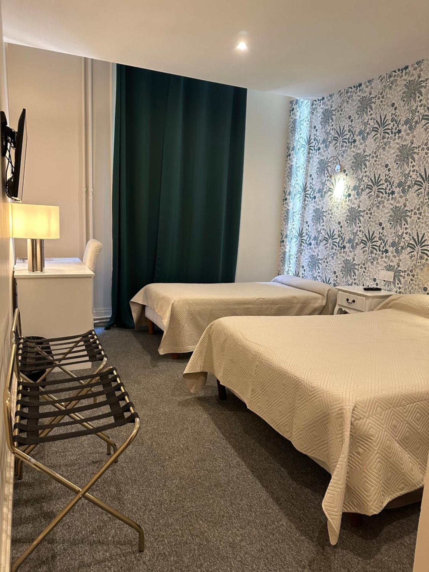 Azur Hotel Lyon