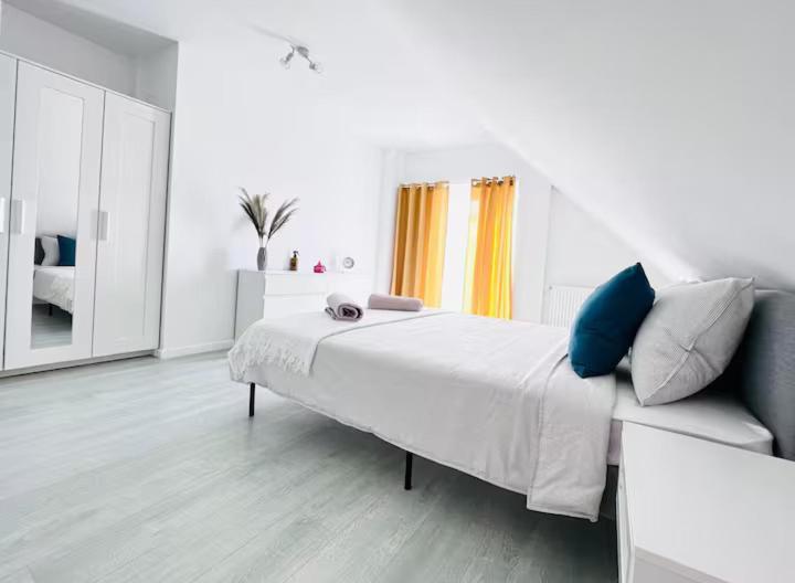 Almaty Apartment Lyon