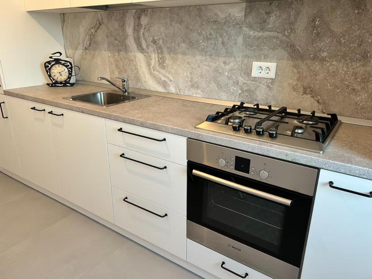 Apartment Almaty Lyon