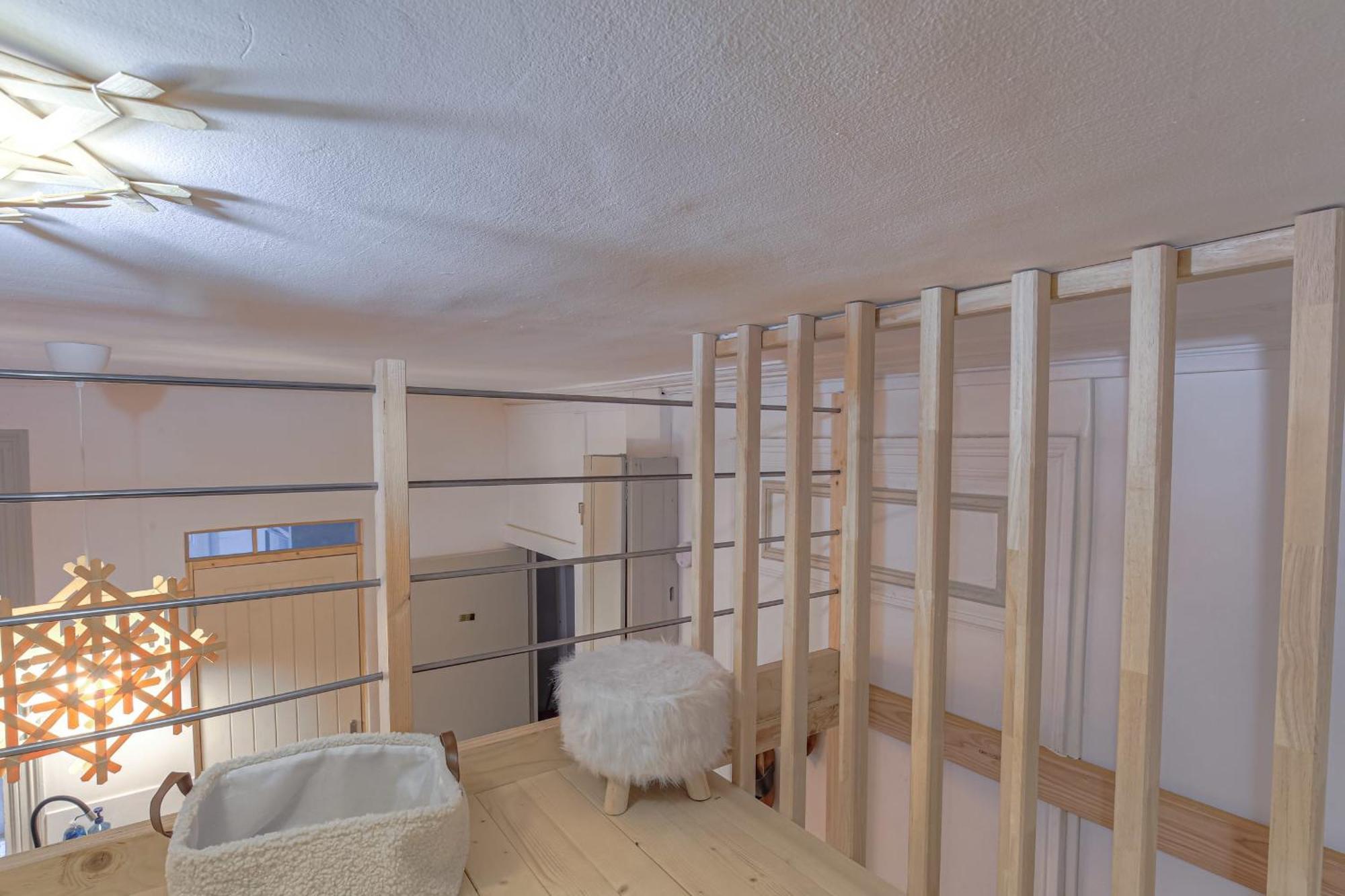 Duplex De Caractere A Cordeliers *