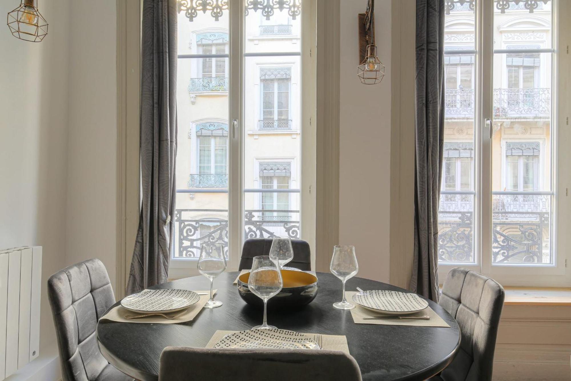 Caractere Et A Cordeliers Apartment Lyon