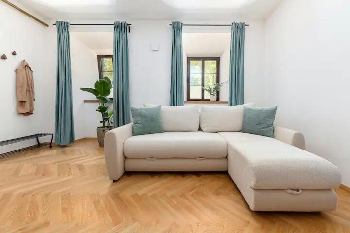 Apartment Palisades *