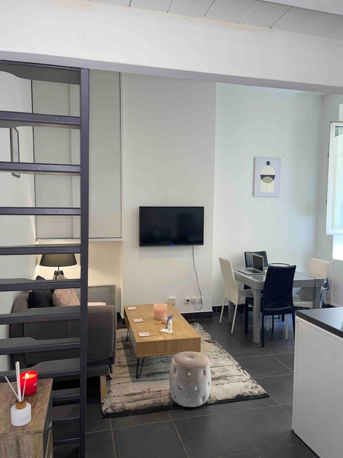 Le Massena D'or, Calme, Metro, Et Parc Tete D'or Appartement