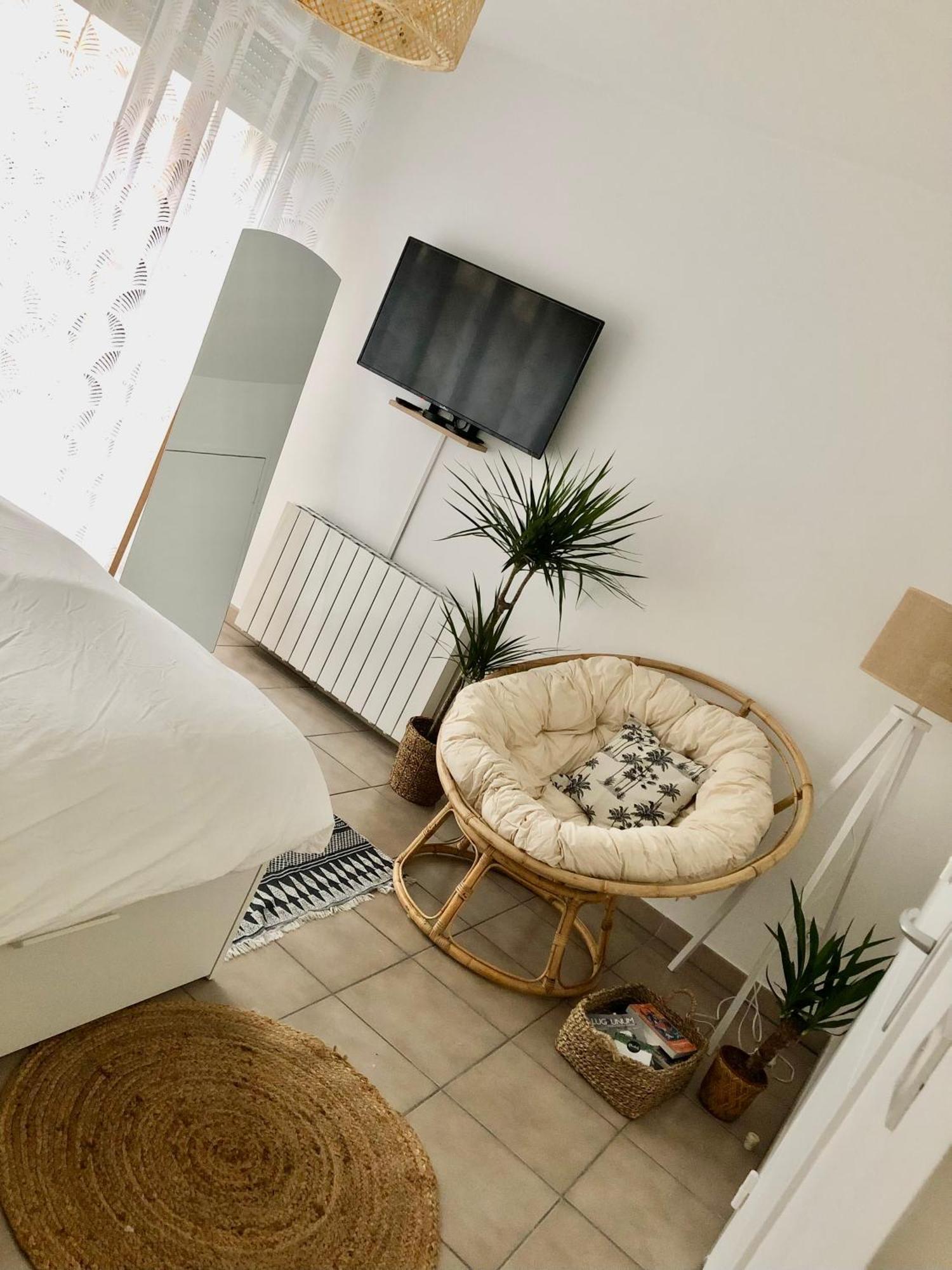 Cosy, Lyon, Avec Garage Prive * Lyon