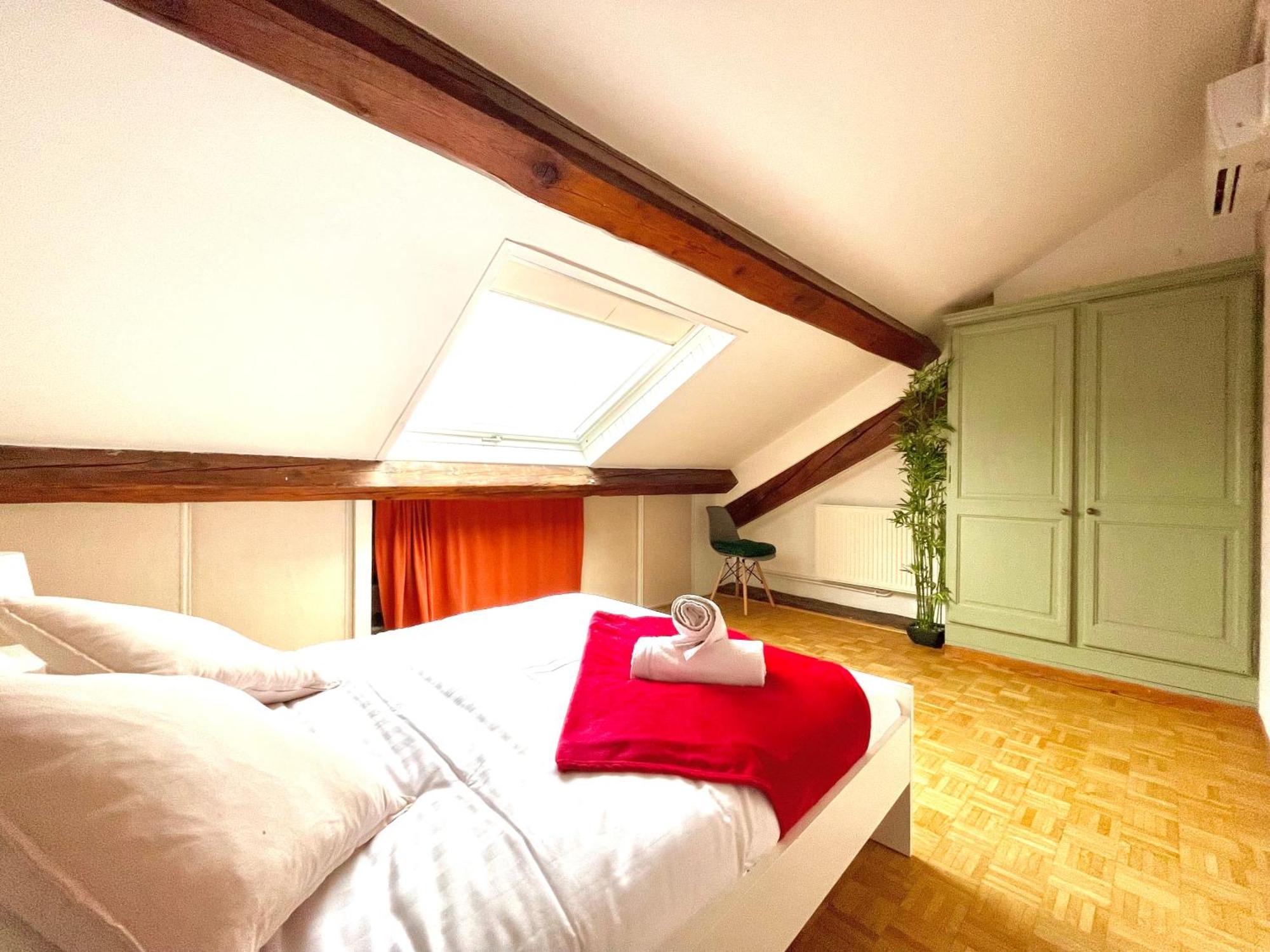 Bngo I Le Spacieux I 9 Personnes, Climatisation, Parking Gratuit, 3 Chambres, 6 Lits, Gare Partdieu, Centre De Appartement *