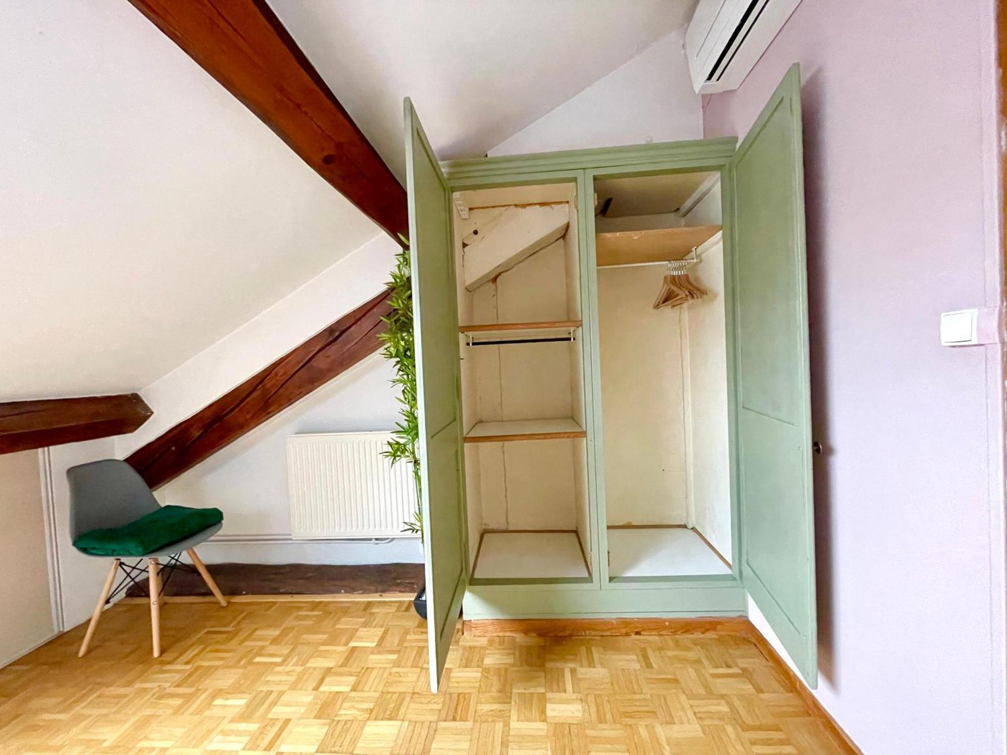 Bngo I Le Spacieux I 9 Personnes, Climatisation, Parking Gratuit, 3 Chambres, 6 Lits, Gare Partdieu, Centre De Lyon