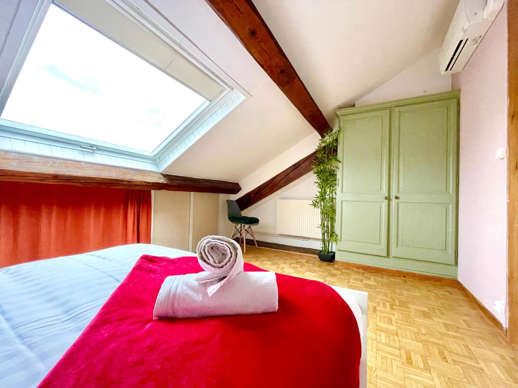 Appartement Bngo I Le Spacieux I 9 Personnes, Climatisation, Parking Gratuit, 3 Chambres, 6 Lits, Gare Partdieu, Centre De *