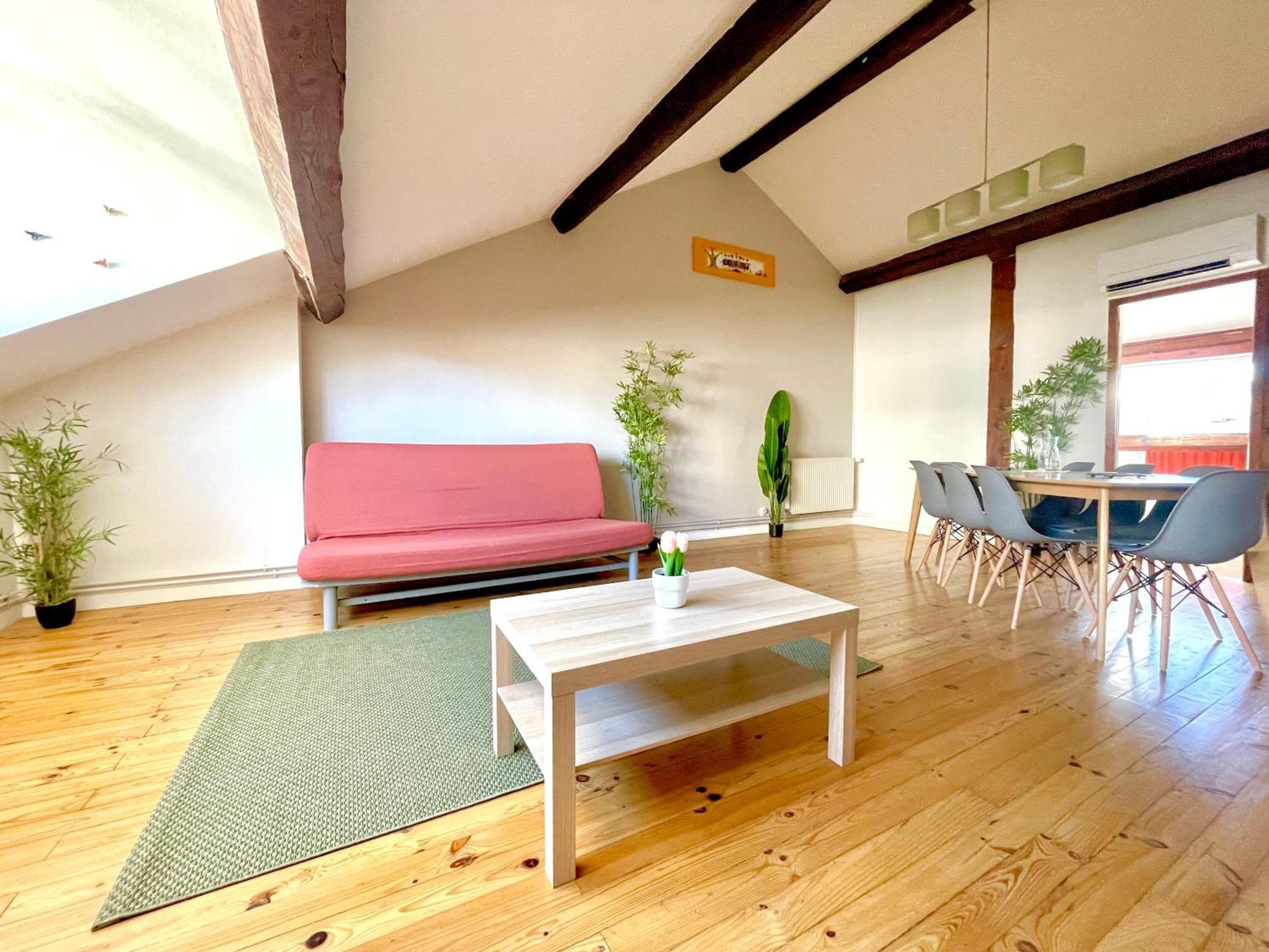 Appartement Bngo I Le Spacieux I 9 Personnes, Climatisation, Parking Gratuit, 3 Chambres, 6 Lits, Gare Partdieu, Centre De *