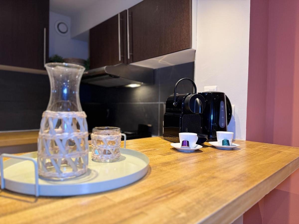 My Home, Voituret 1 Apartment *