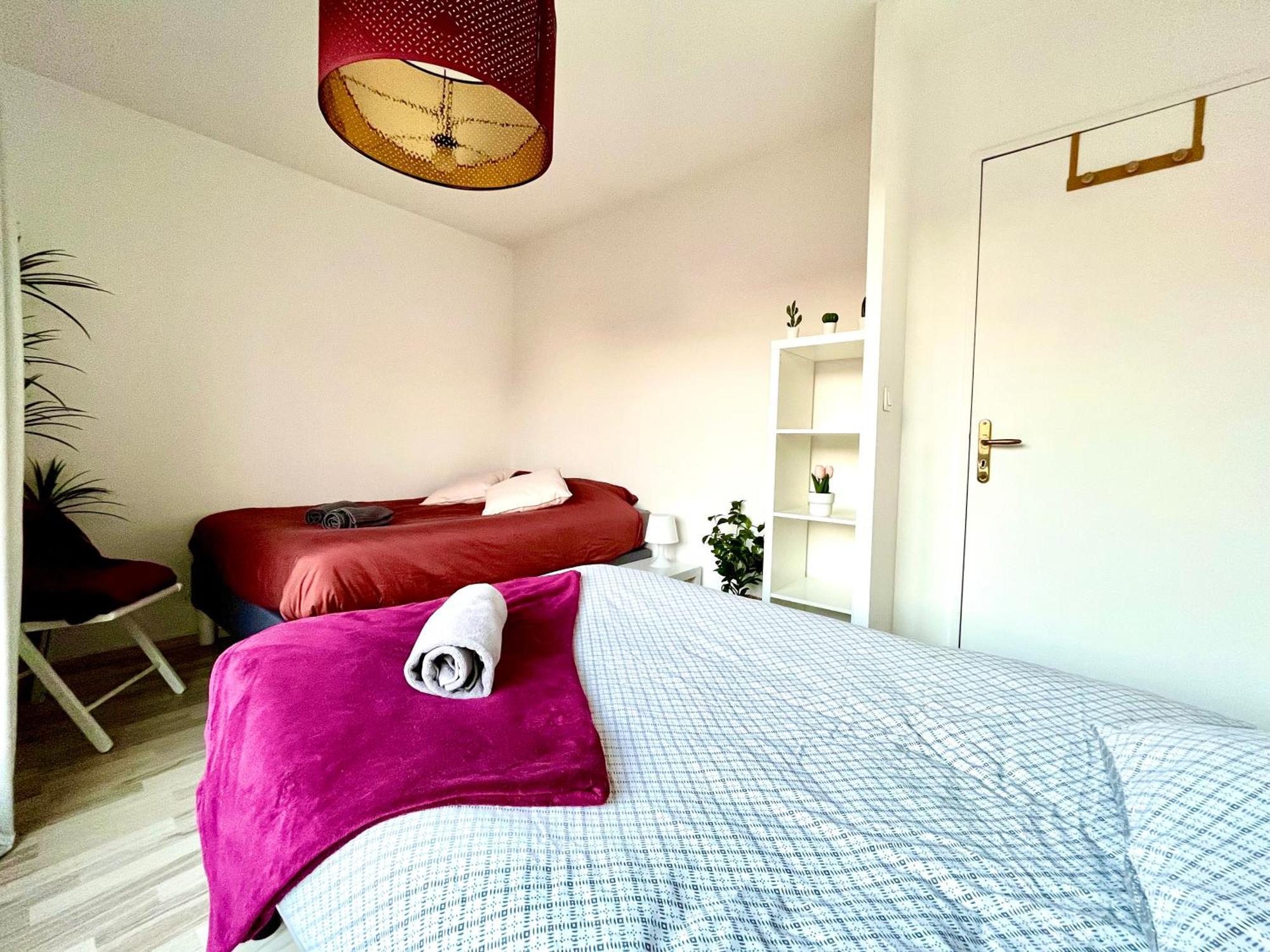 Apartamento Bngo I Immense Rooftop I 2 Chambres, 4 Places Parkings, 2 Immenses Terrasses, 8 Personnes *