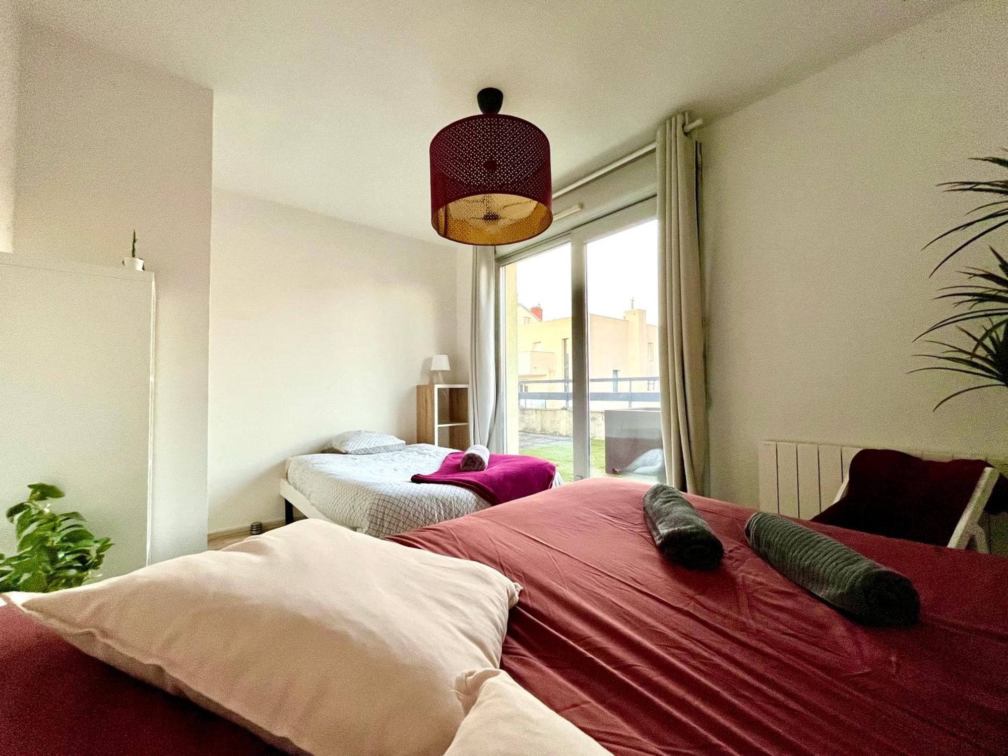 Bngo I Immense Rooftop I 2 Chambres, 4 Places Parkings, 2 Immenses Terrasses, 8 Personnes Apartamento Lyon