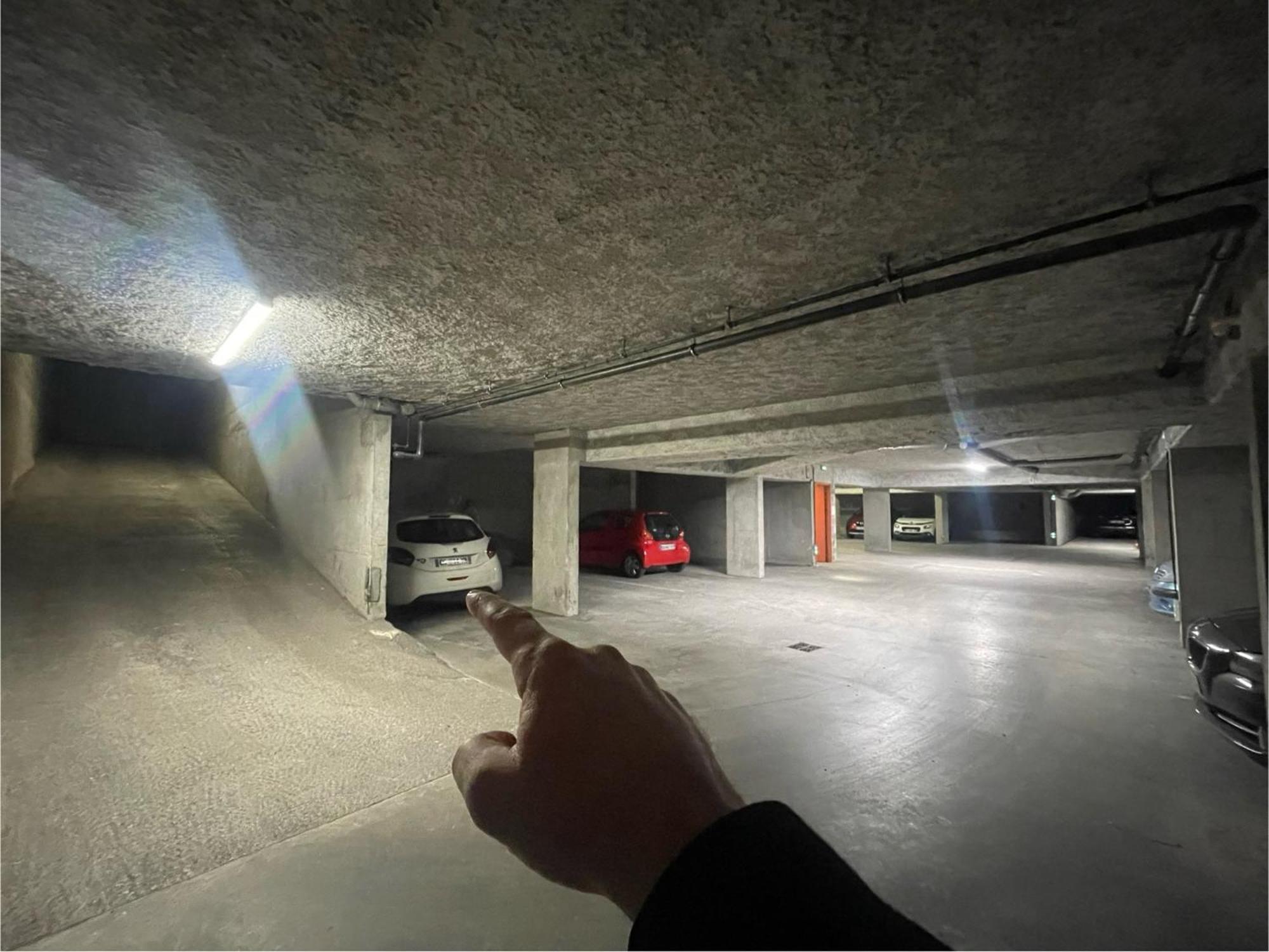 Bngo I Immense Rooftop I 2 Chambres, 4 Places Parkings, 2 Immenses Terrasses, 8 Personnes Lyon