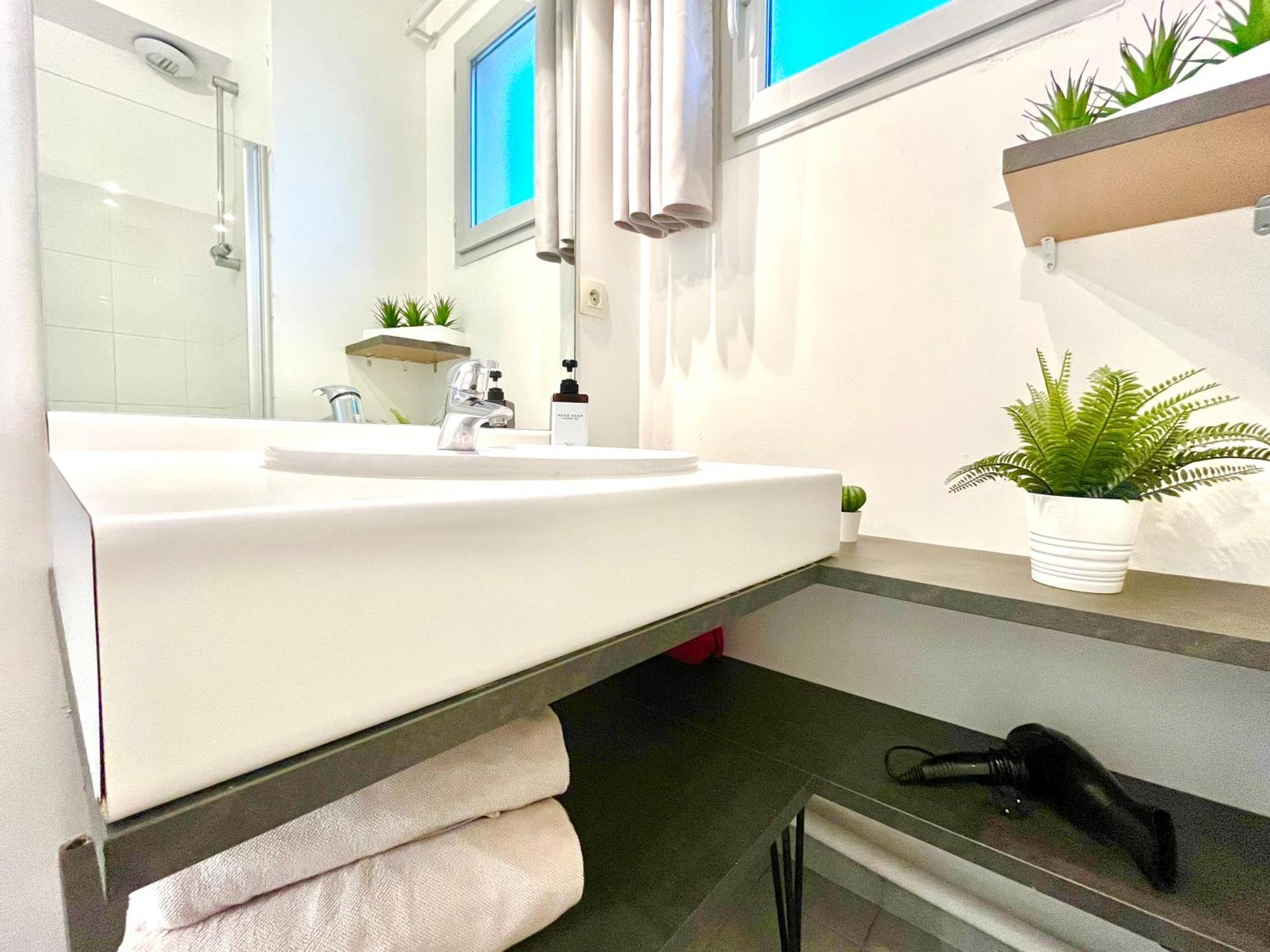 Bngo I Immense Rooftop I 2 Chambres, 4 Places Parkings, 2 Immenses Terrasses, 8 Personnes Apartamento