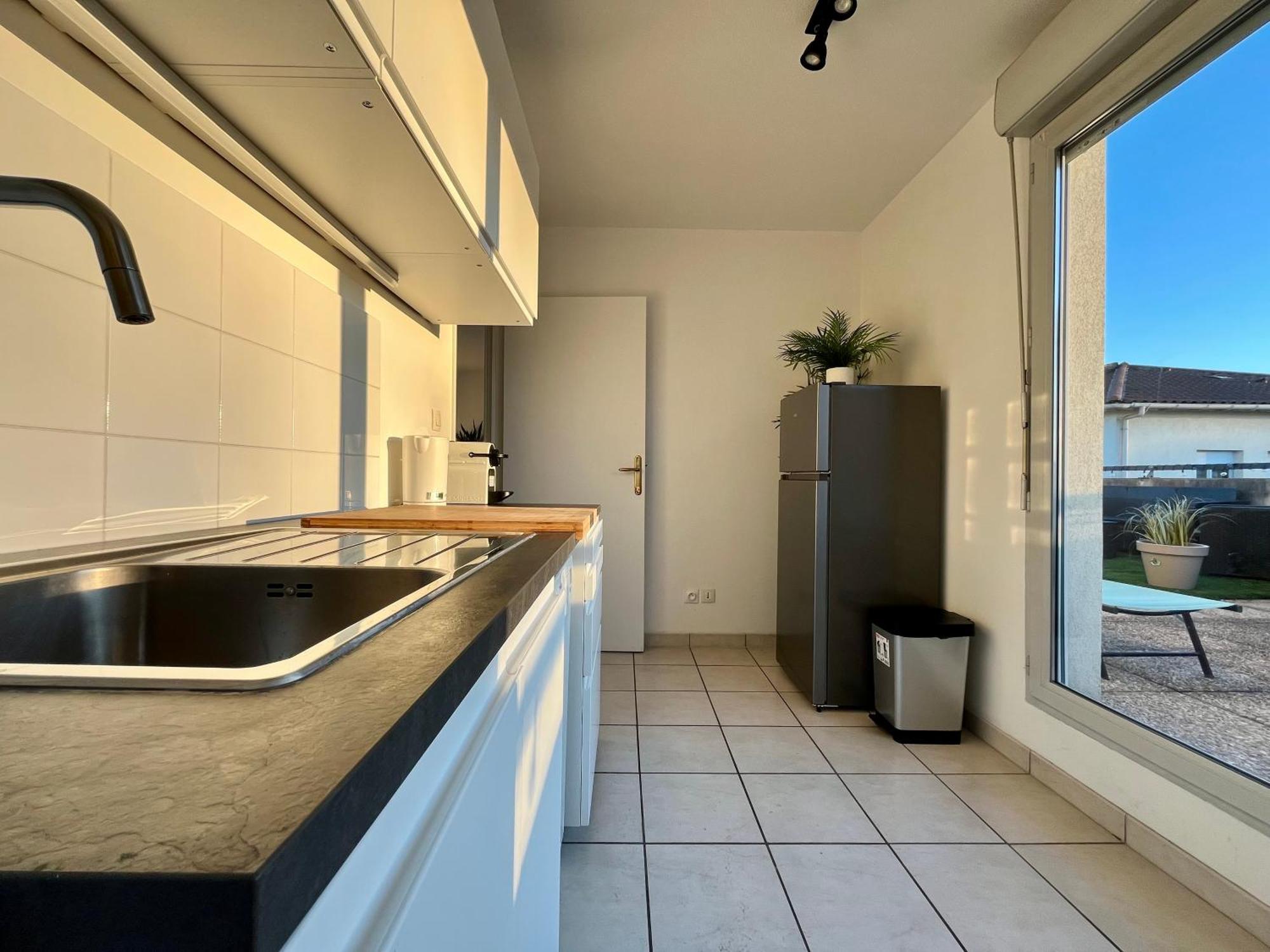 Bngo I Immense Rooftop I 2 Chambres, 4 Places Parkings, 2 Immenses Terrasses, 8 Personnes *