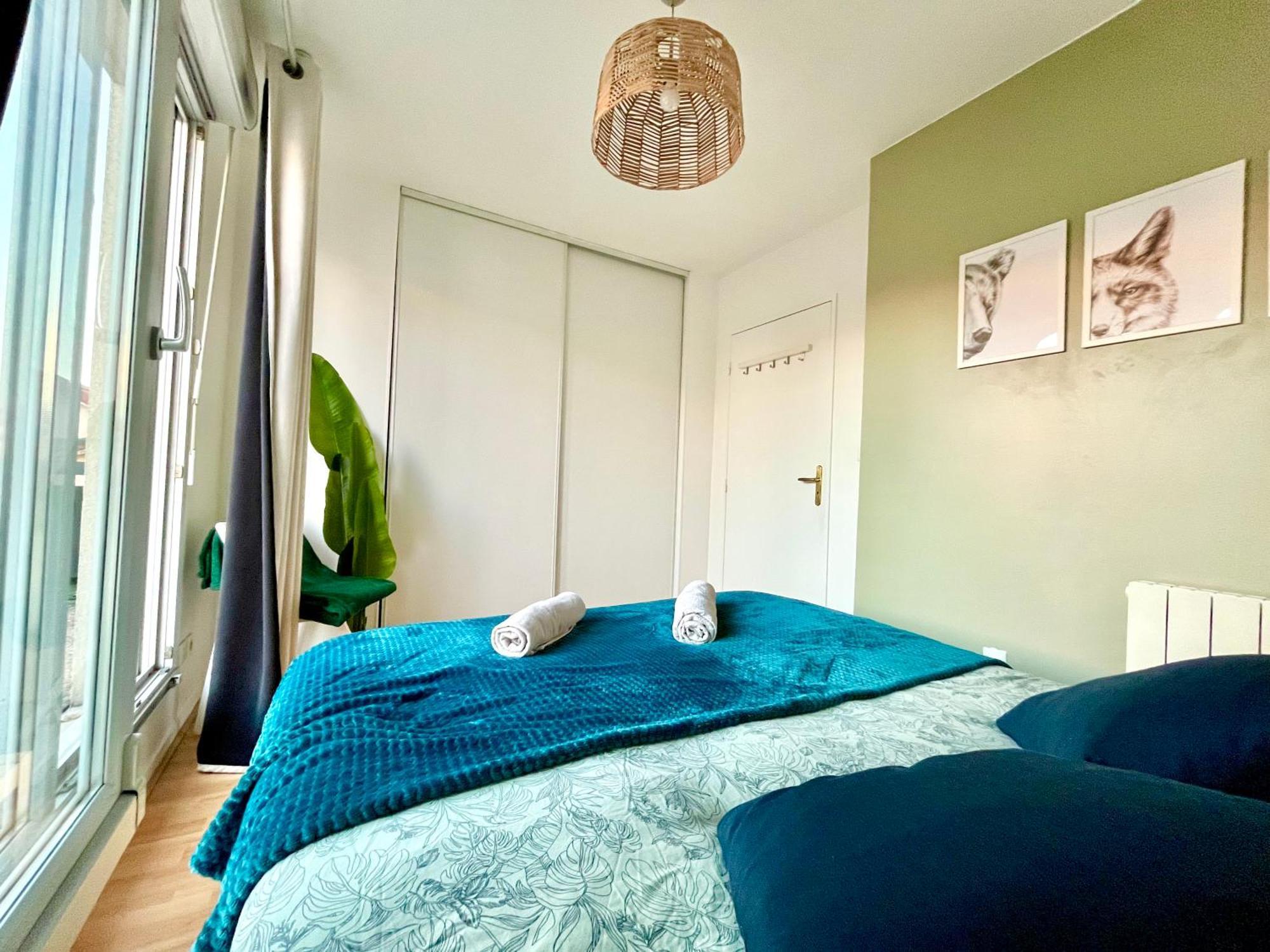 Apartamento Bngo I Immense Rooftop I 2 Chambres, 4 Places Parkings, 2 Immenses Terrasses, 8 Personnes *
