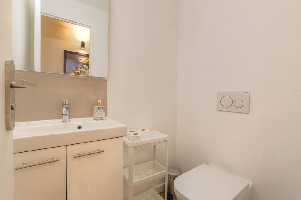 Hollywood Nostalgia, 8 Personnes - Parking, Terreaux Apartment
