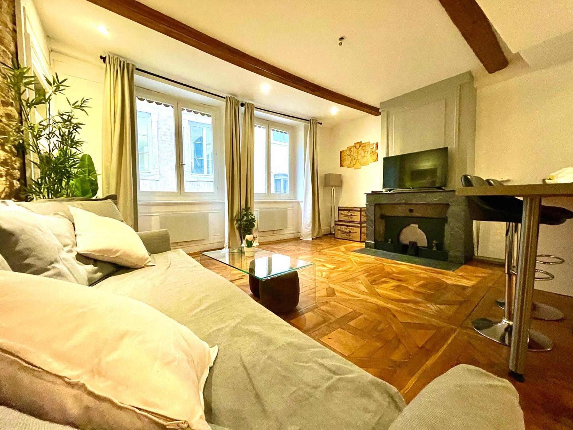 Bngo I Luxe & Confort I Centre, 4 Personnes, Toilette Separe, Place Des Terreaux Apartamento Lyon