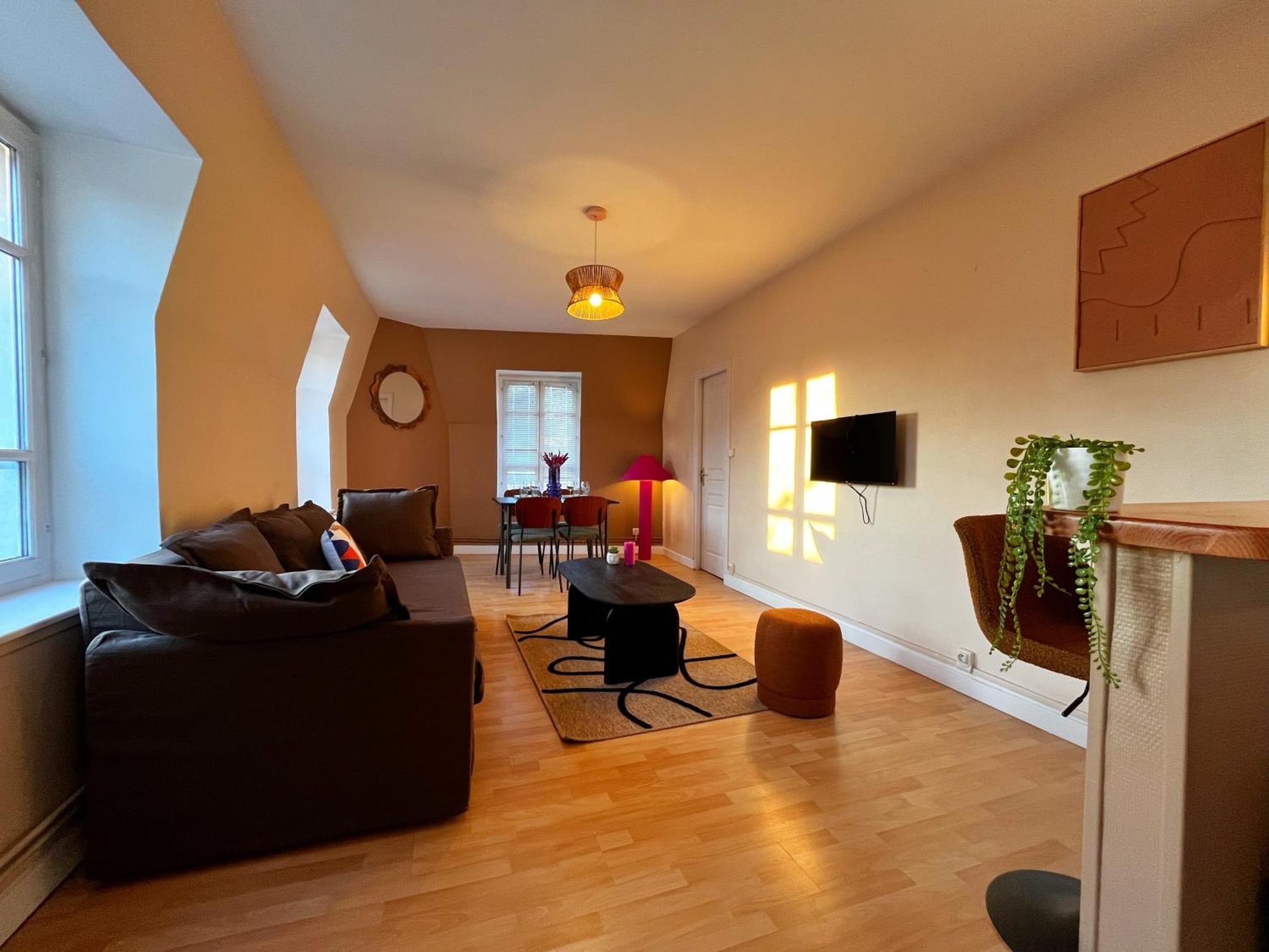 Nova Apartment