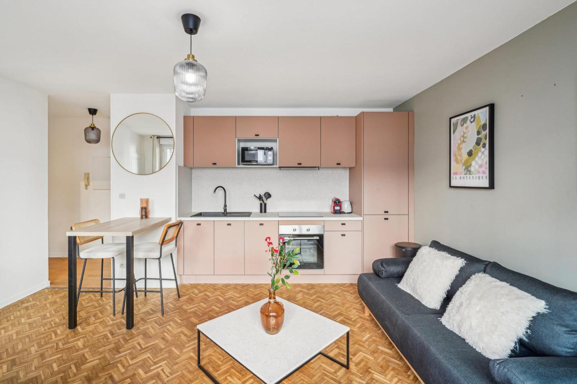 Baraban For 4 People With Balcony Near Part-dieu Appartement *