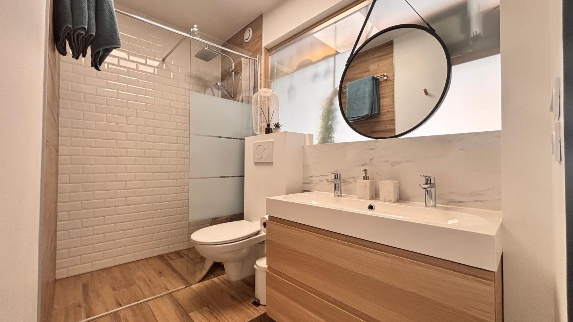 Appartement Lost Part Dieu -entre Centre Et Gare Part Dieu -netflix *