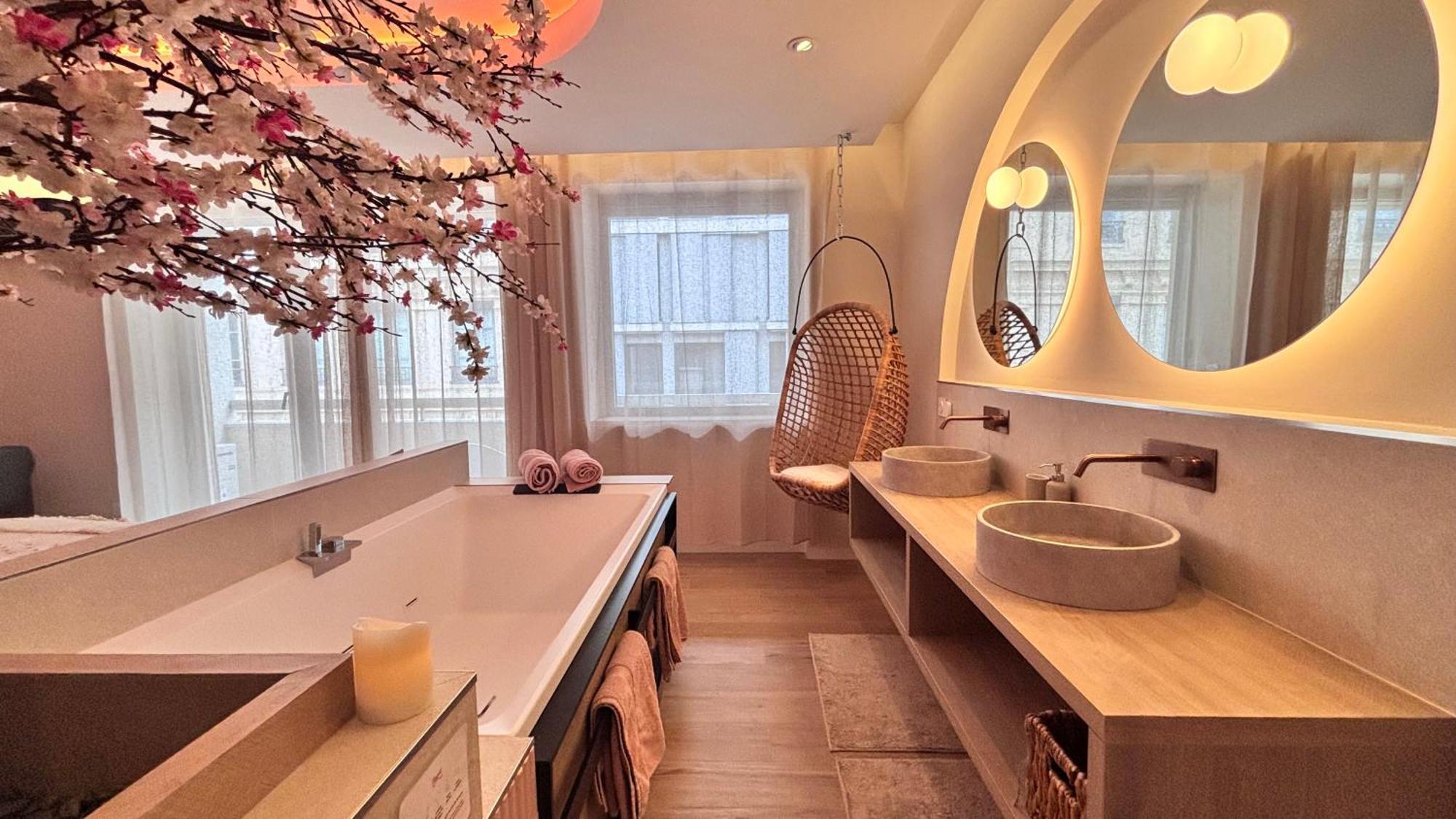 Blossom Suite-hyper Centre Jacuzzi Balcon Clim Lyon